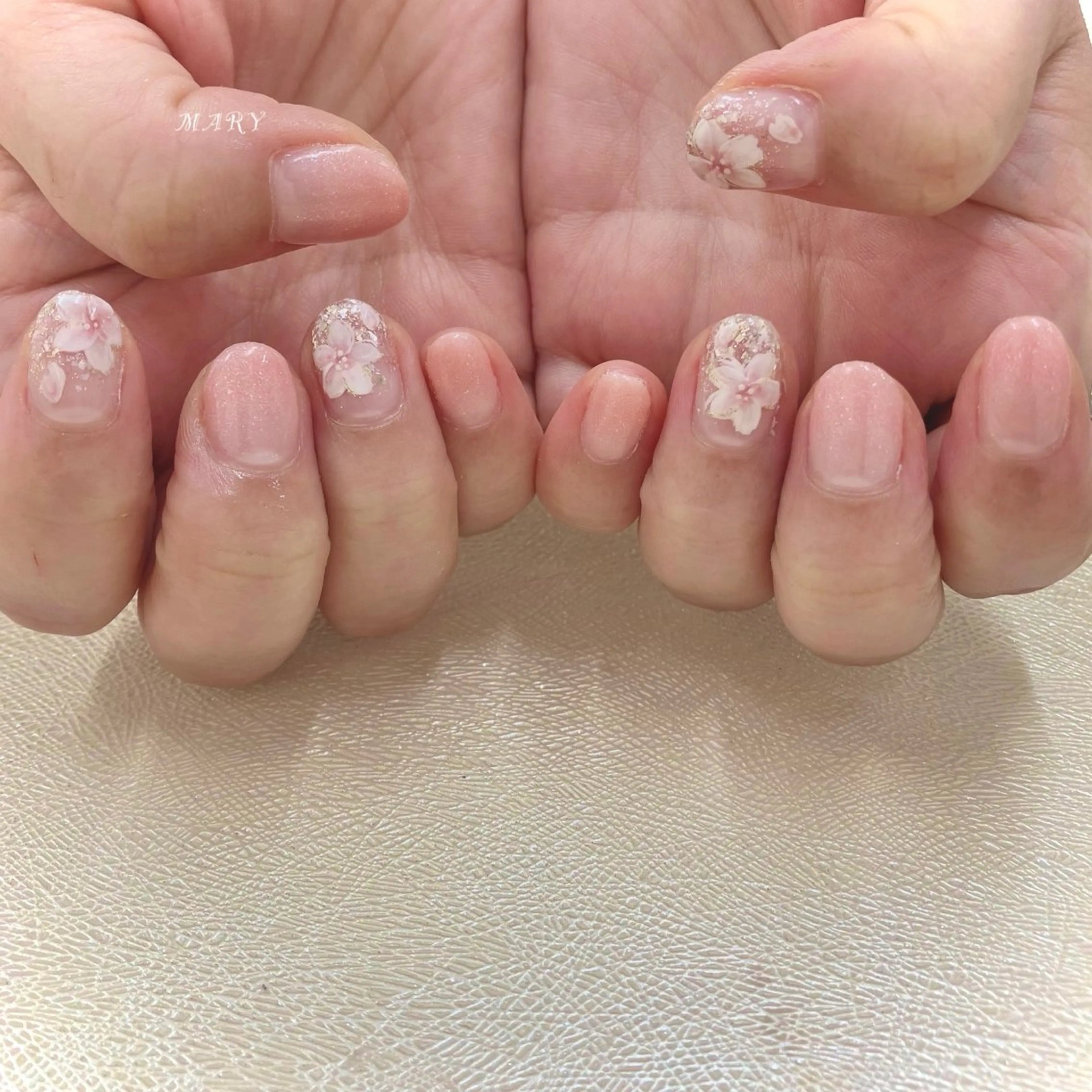 ネイル 桜ネイル フラワーネイル グラデーション ニュアンスネイル ピンク ハンドネイル Mary nail所属・Mary nail .narumiのネイルデザイン