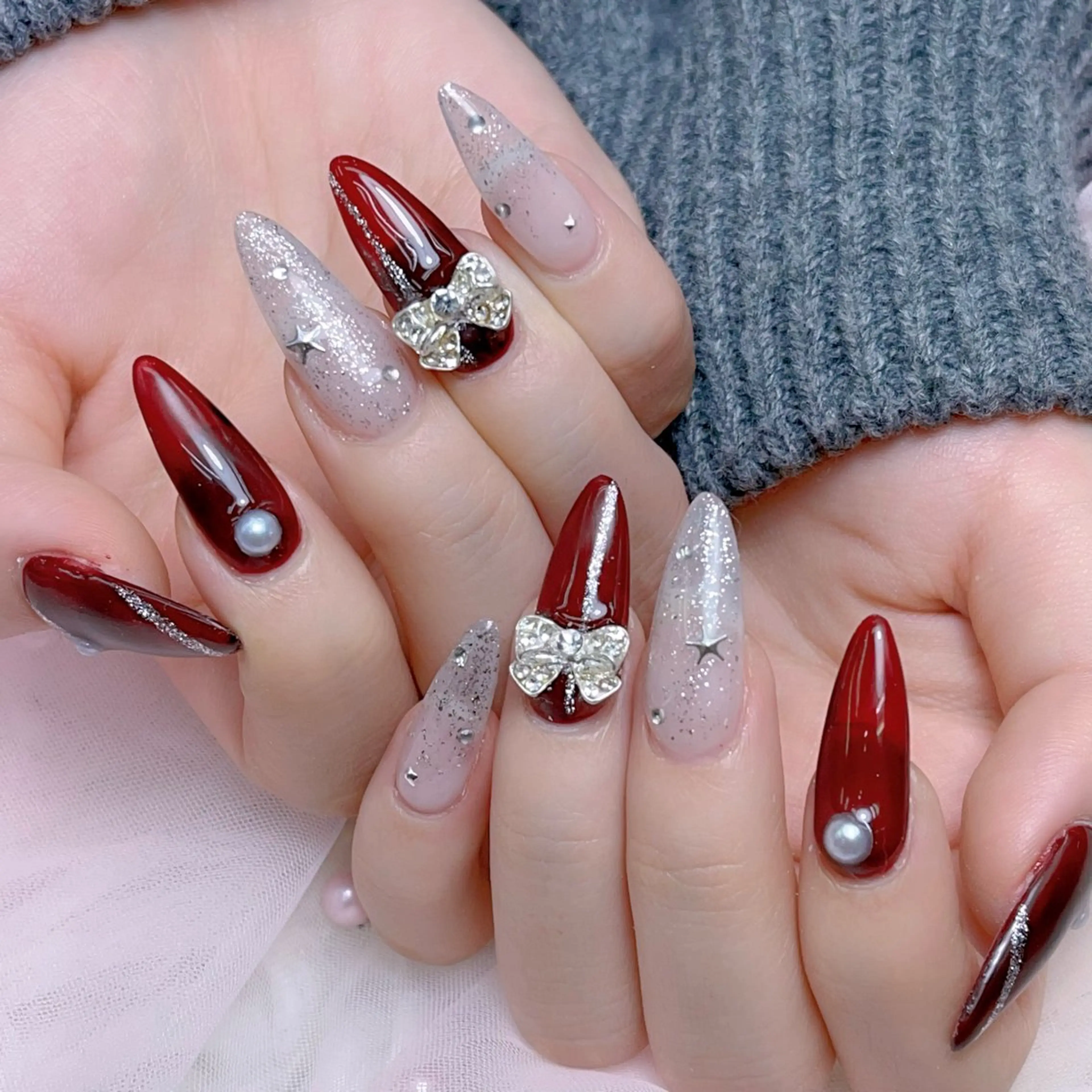 メンズ ネイル メンズ韓国風 アートネイル フレンチネイル ジェルネイル キラキラネイル ハンドネイル Bloom スカルプ専門店のネイルデザイン