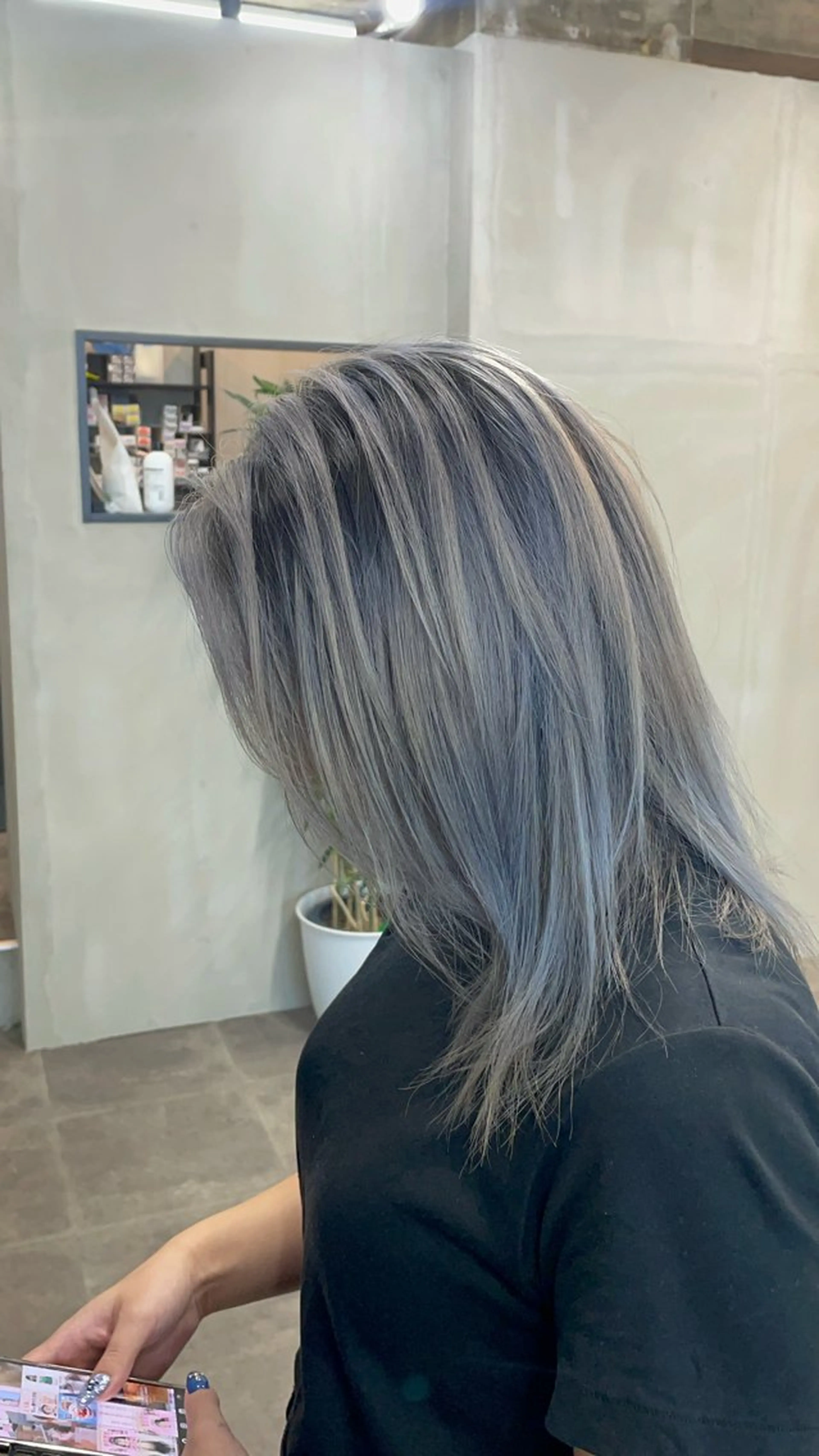 ミディアム カラー ブリーチ ケアブリーチ カット ヘアカラー トリートメント 髪質改善&トリートメント ALLENhair八尾店所属・ALLENhair 八尾店のヘアスタイル