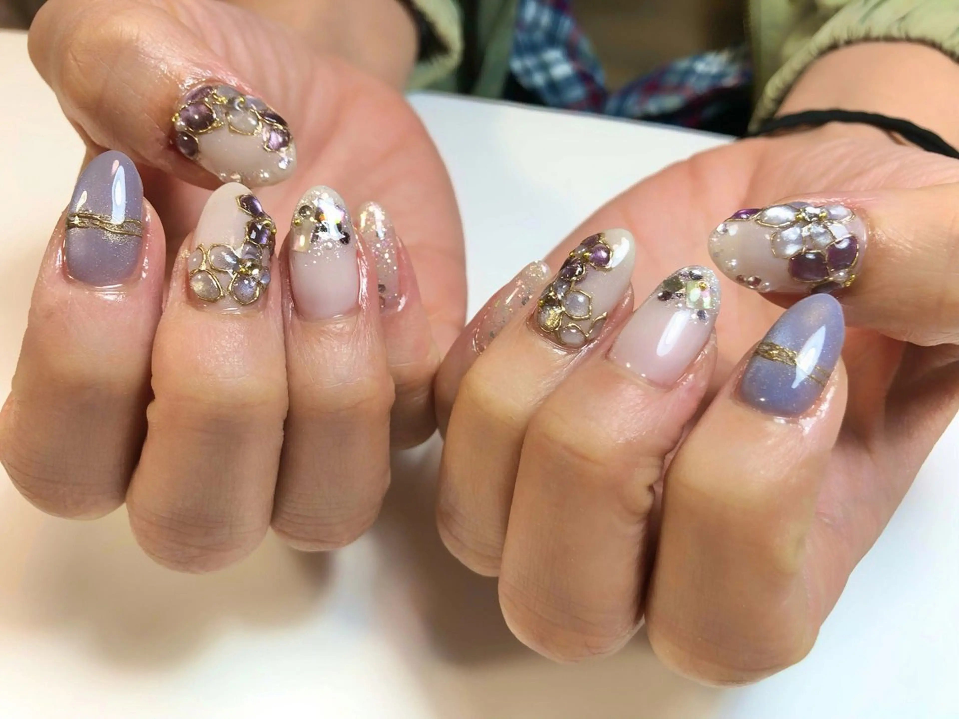 ネイル 持ち込み atelier in bloomのネイルデザイン