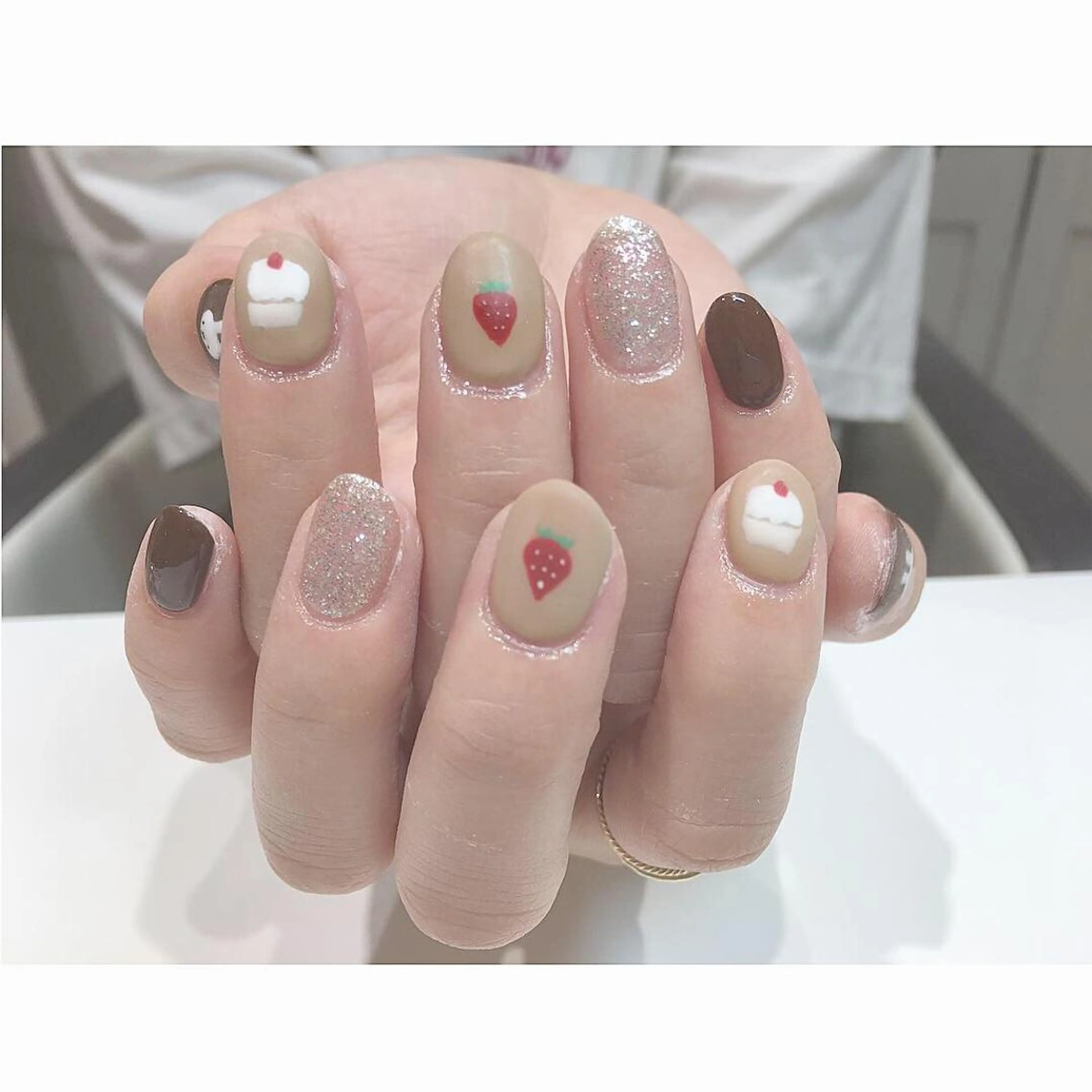 ネイル 持ち込み ハンドネイル 松本 望のネイルデザイン