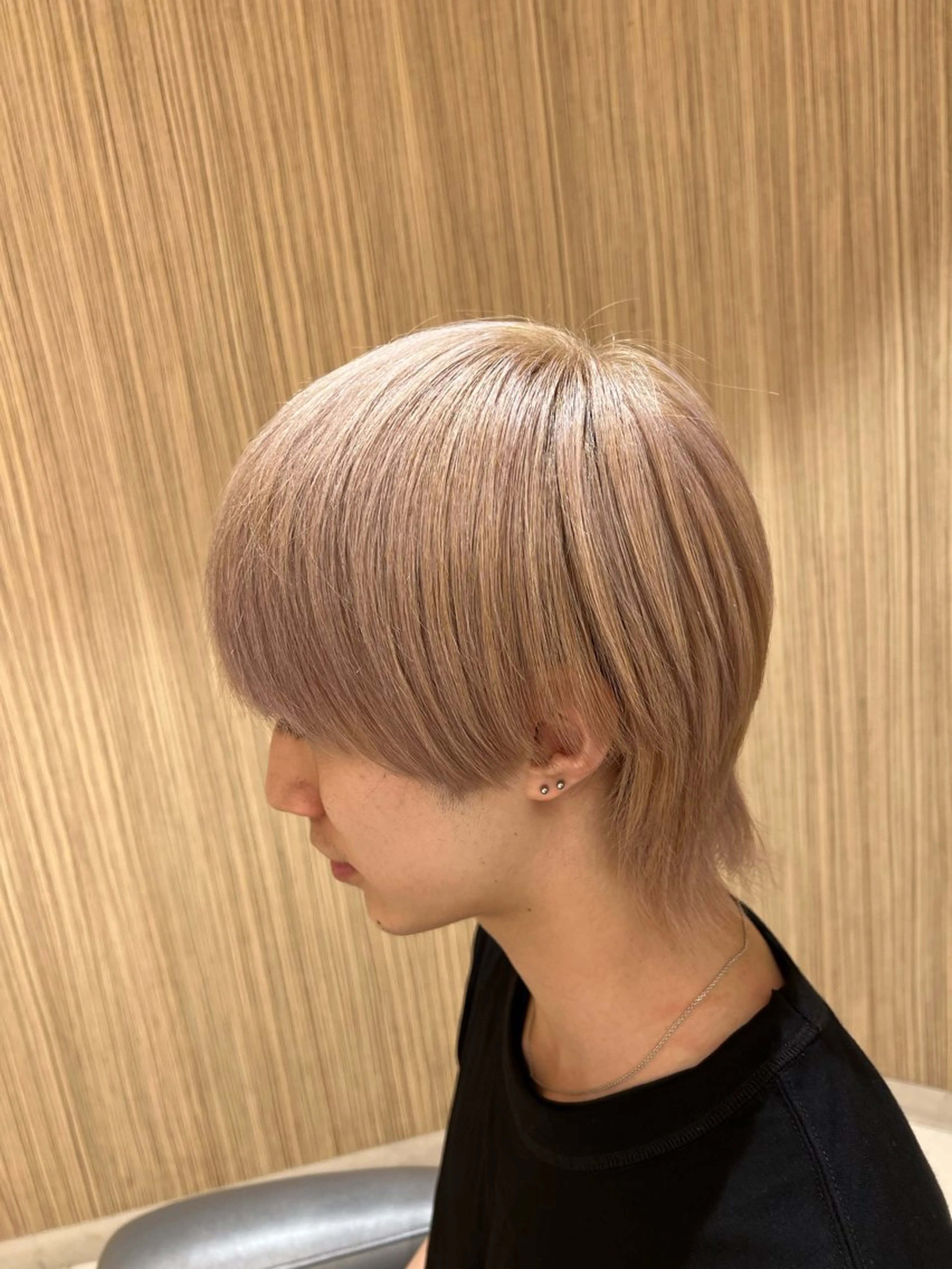 カラー ブリーチ 久永 菫のヘアスタイル