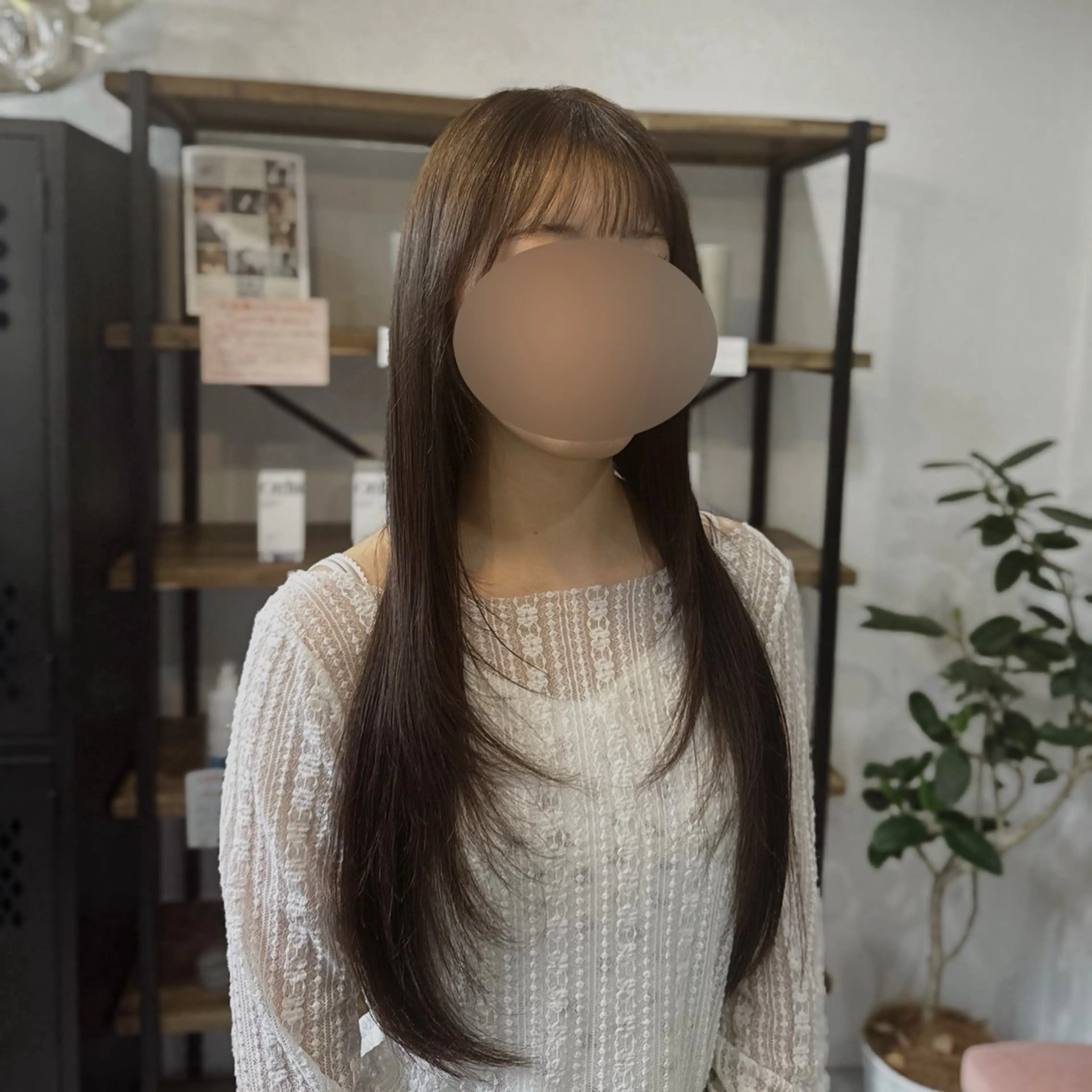 セミロング カラー カット ヘアカラー トリートメント 3tuba Nahoのヘアスタイル