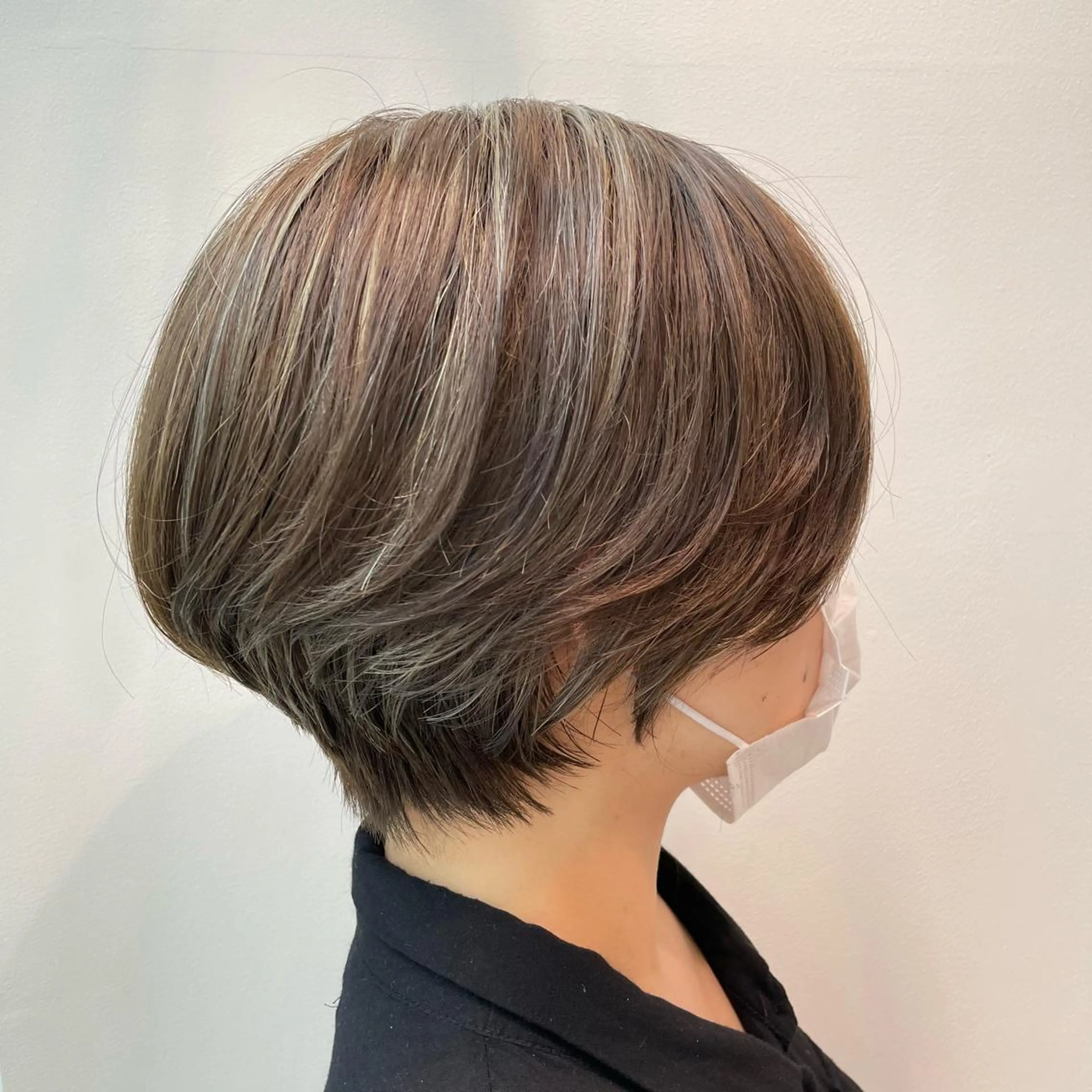カラー MONIQA原宿所属・デザインカラーウルフ 宙也のヘアスタイル