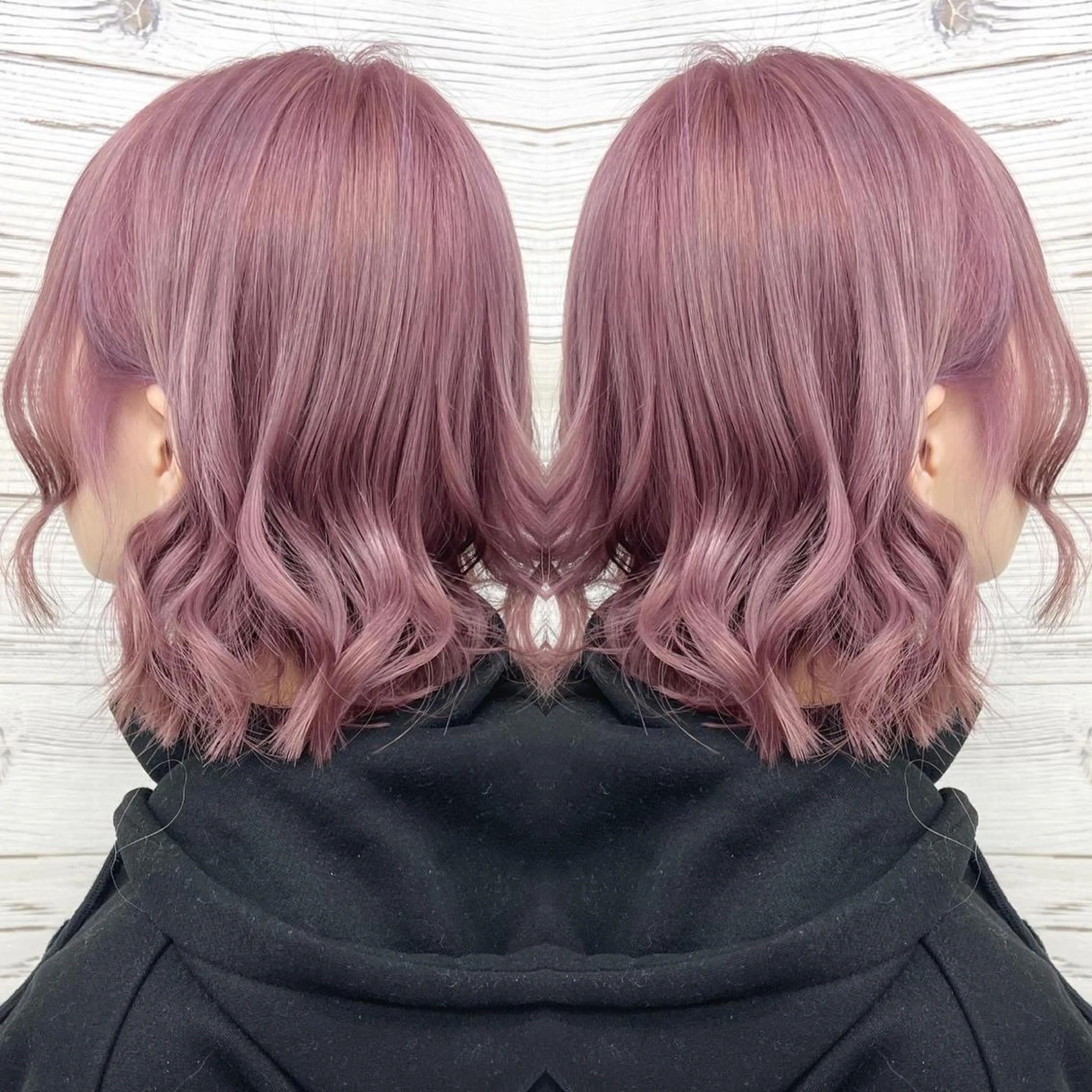 ミディアム カラー ヘアアレンジ ラベンダーカラー ラベンダーピンク ピンクカラー 外ハネヘア ヘアカラー トリートメント 枝毛カット＆髪質改善 満足NO.1岡しゃんのヘアスタイル