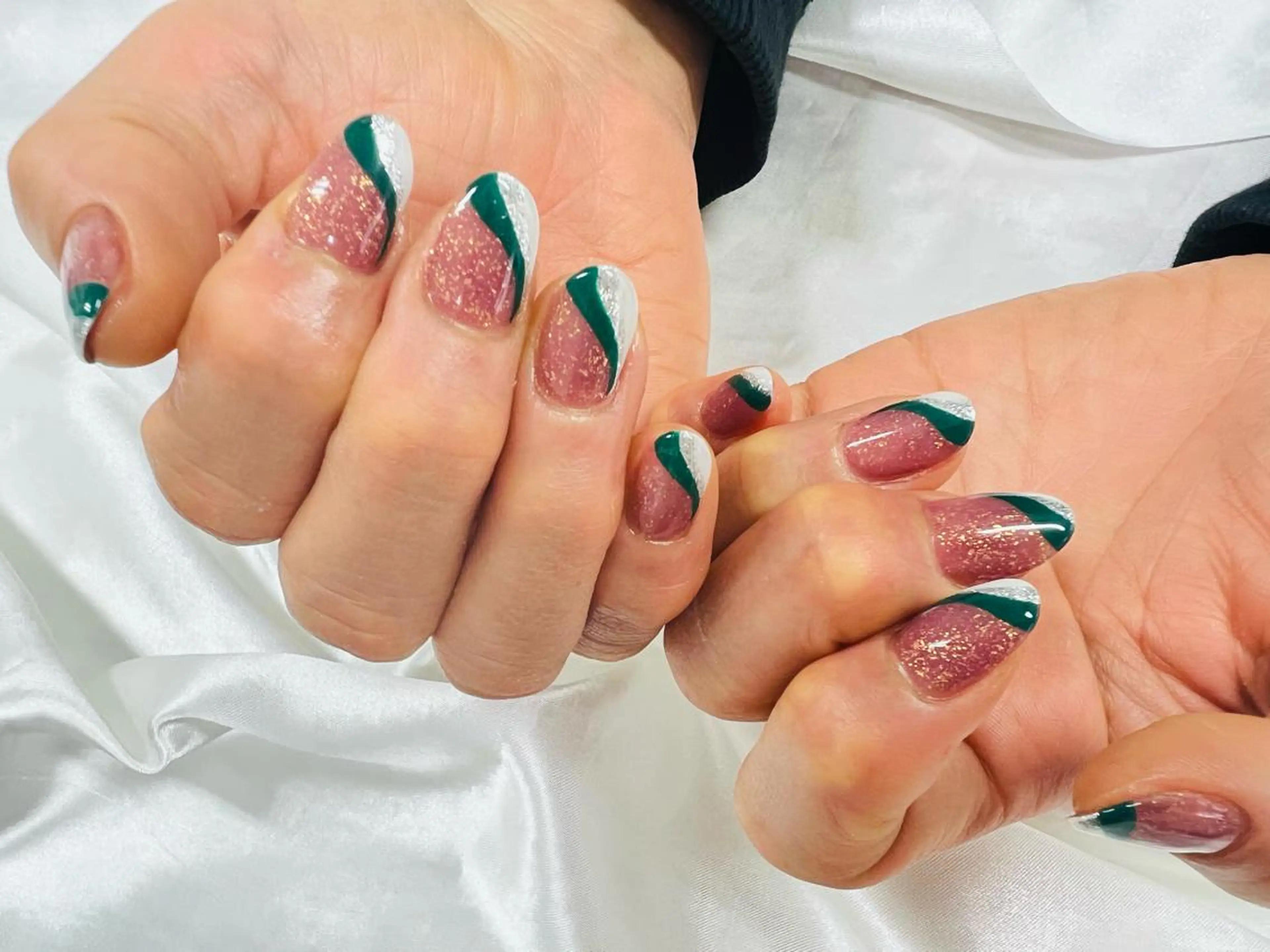 ネイル ユリシスネイル 担当近藤のネイルデザイン