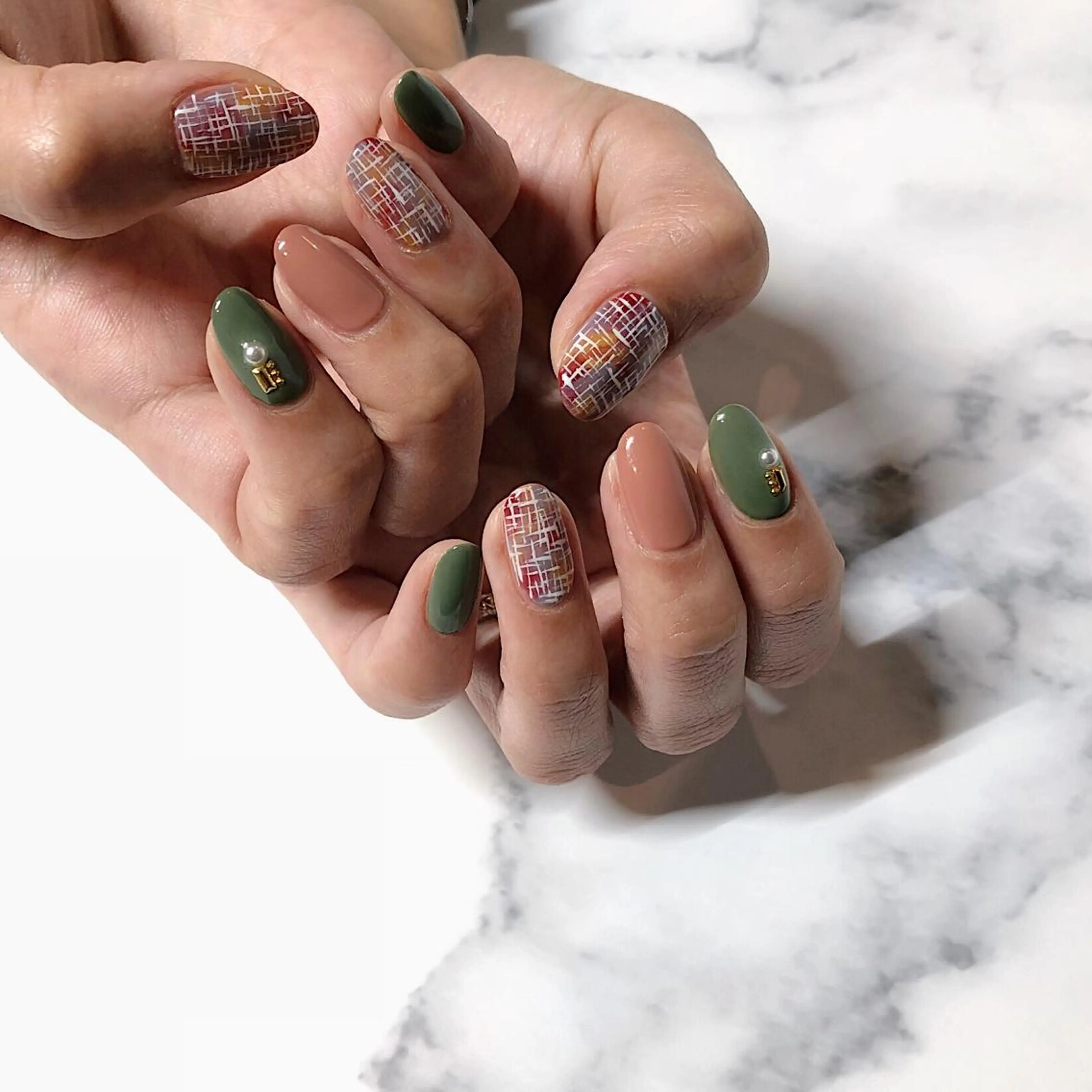 ネイル ハンドネイル 🌞💜 KAORI 🌴のネイルデザイン