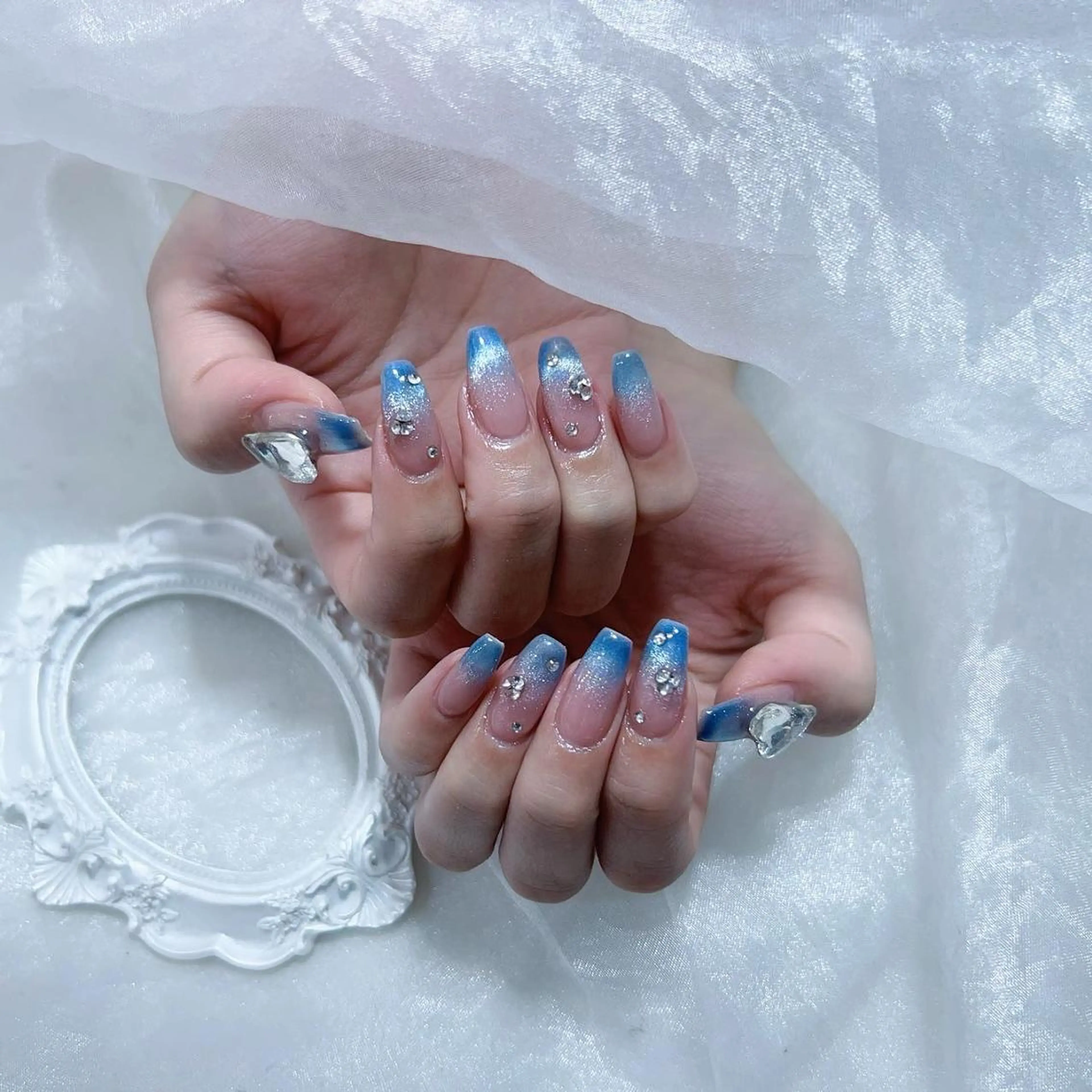 ネイル VIVIAN エイのネイルデザイン