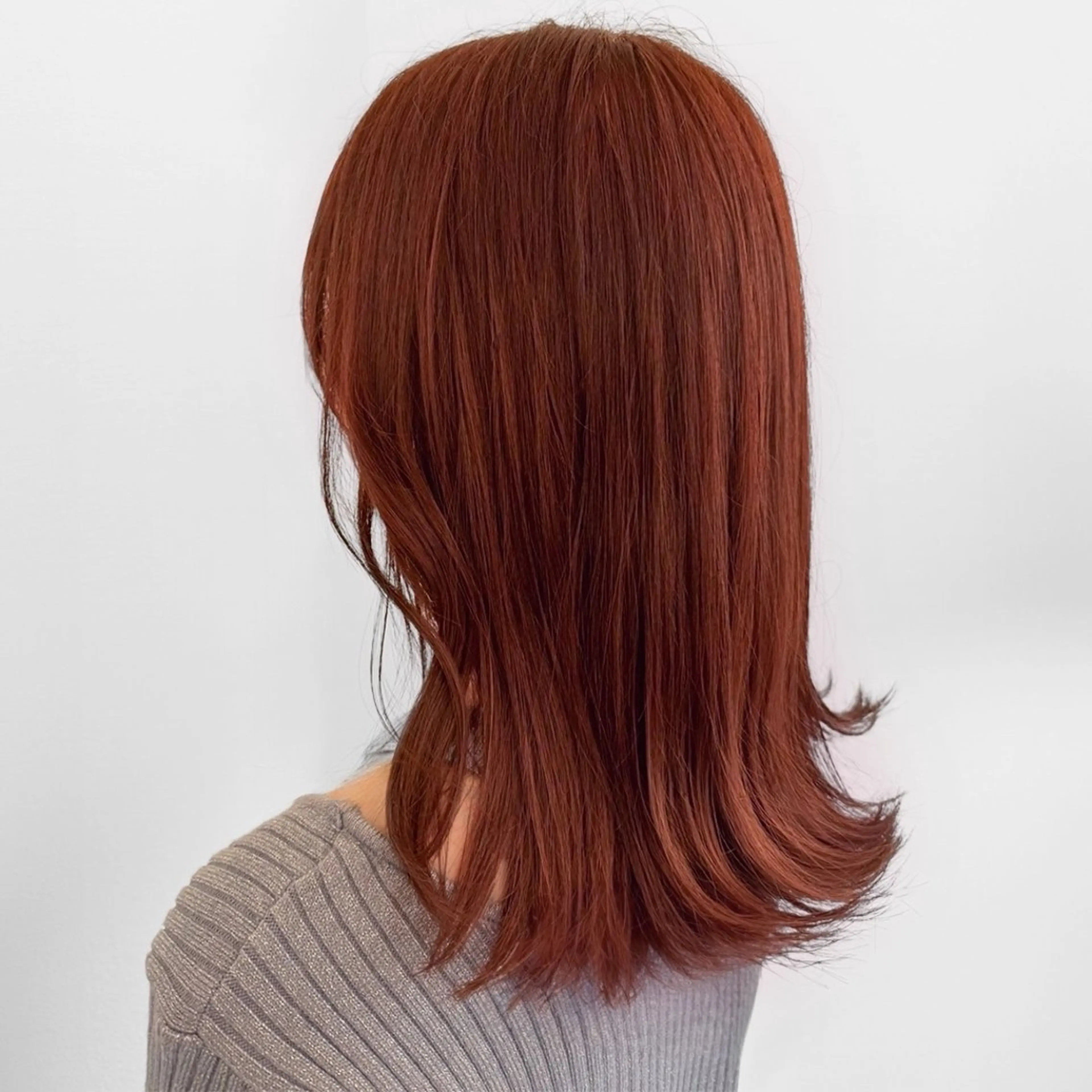 セミロング カラー ブラウンカラー オレンジ オレンジブラウン 透明感color ハイトーン✨みくりのヘアスタイル