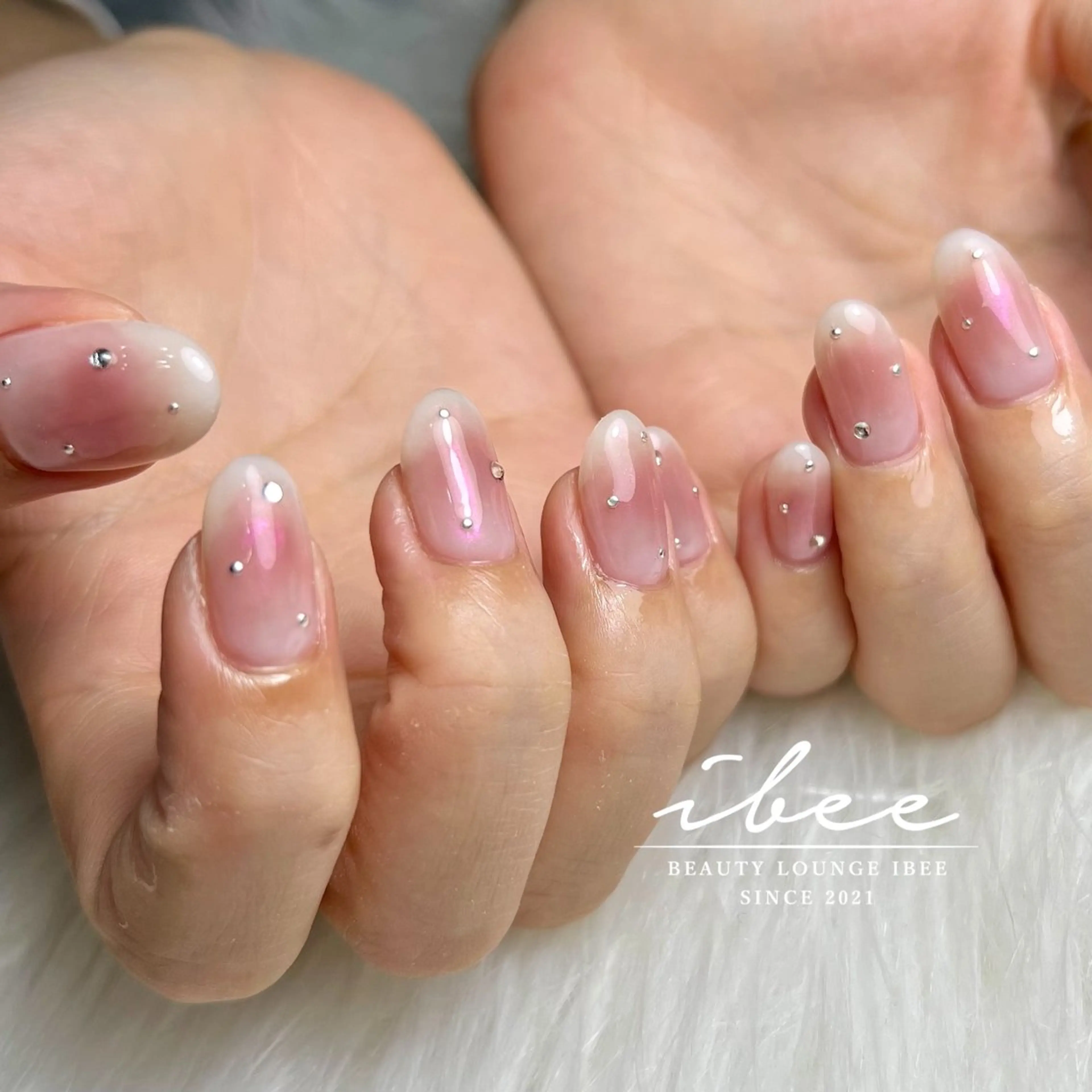 ネイル ハンドネイル ibee nail 🤍yumiのネイルデザイン