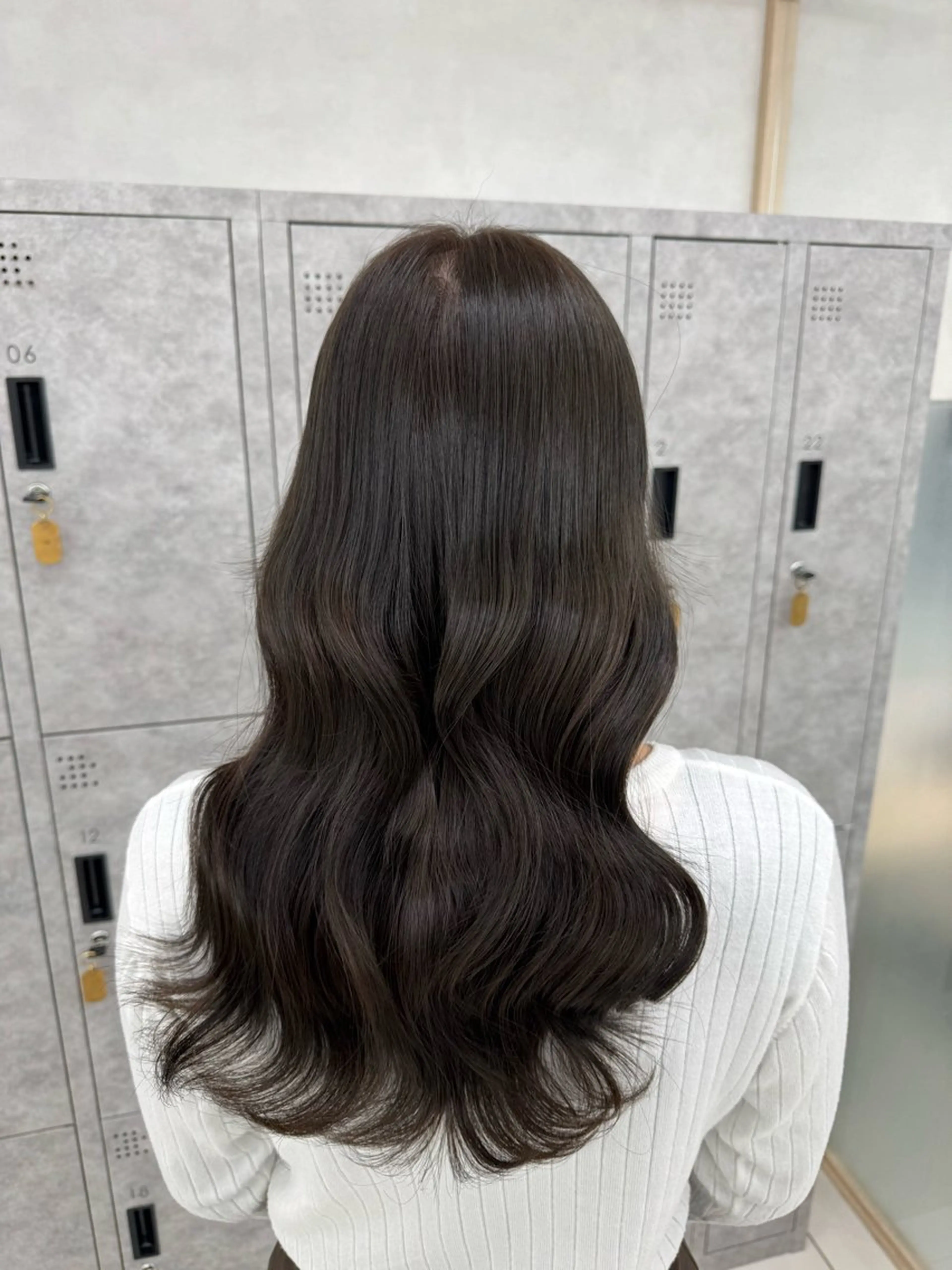 ロング カラー カット ヘアカラー トリートメント 顔まわりカット/ カラー/西野和裕のヘアスタイル