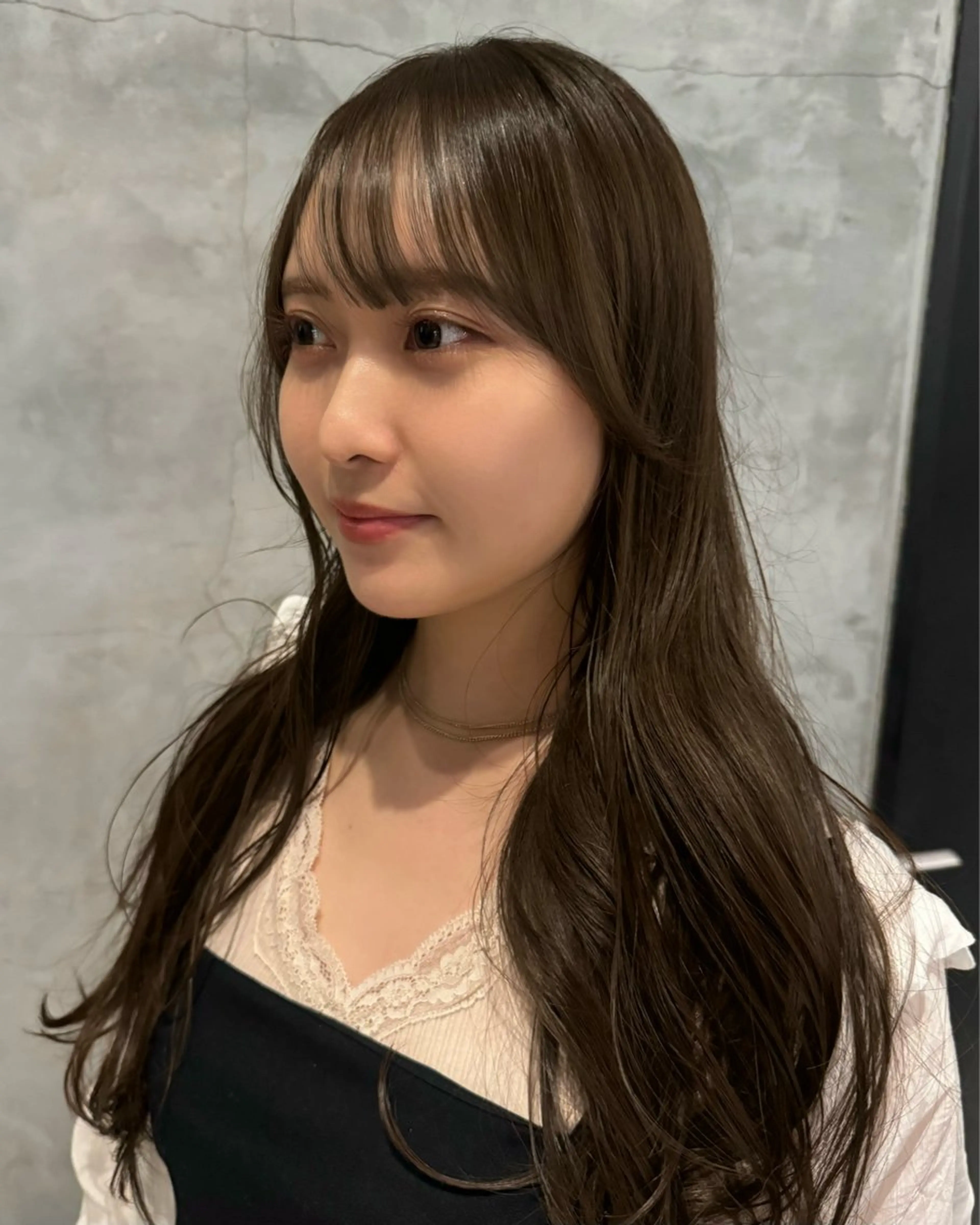 ミディアム カラー ベージュカラー 透明感カラー オリーブベージュ カット ヘアカラー トリートメント レイヤー/透明感/ 顔周り/kana🩰のヘアスタイル