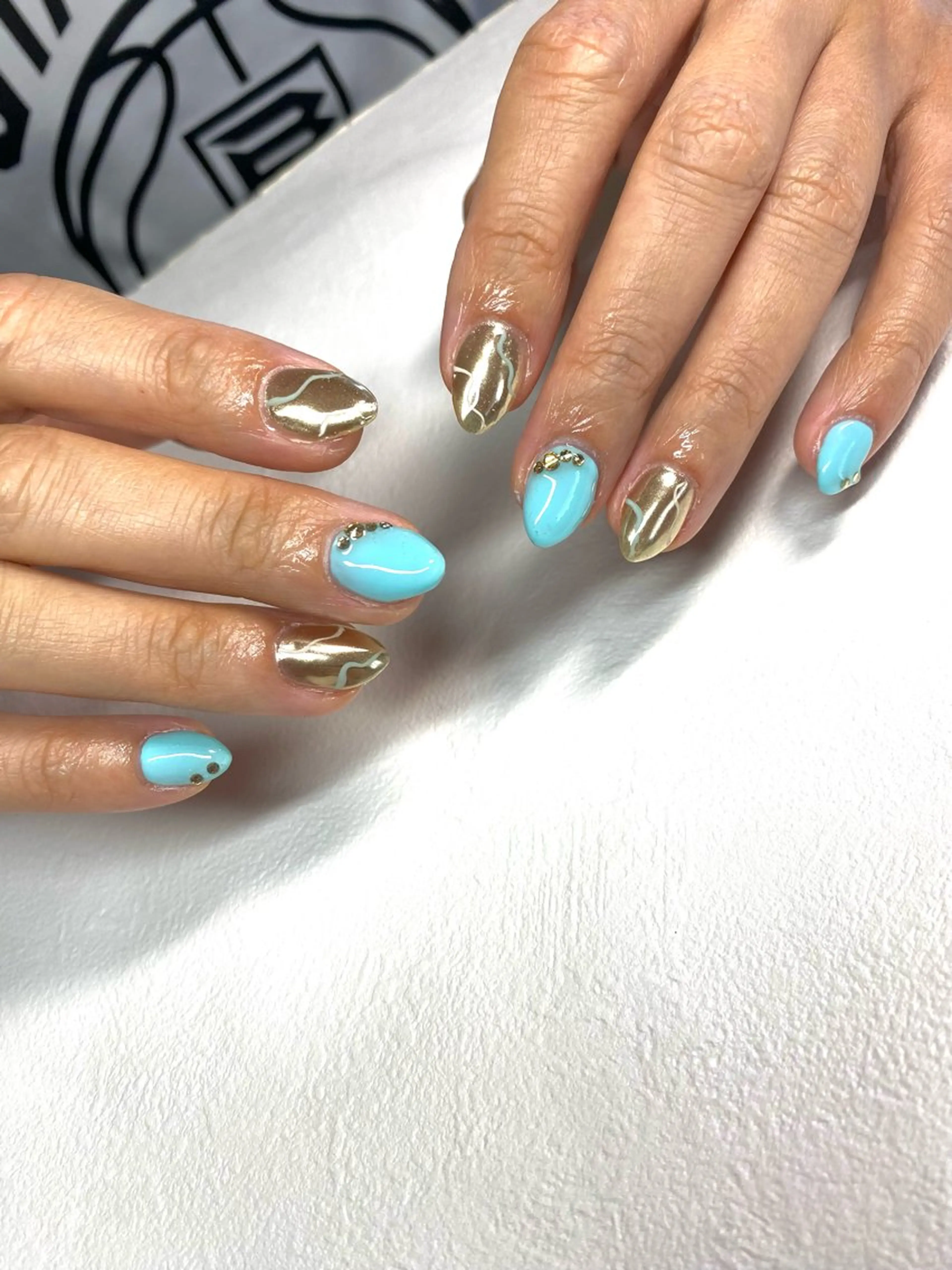 ネイル ハンドネイル デコパーツが得意♪ ネイル/眉毛/エステの眉毛・アイブロウイメージ