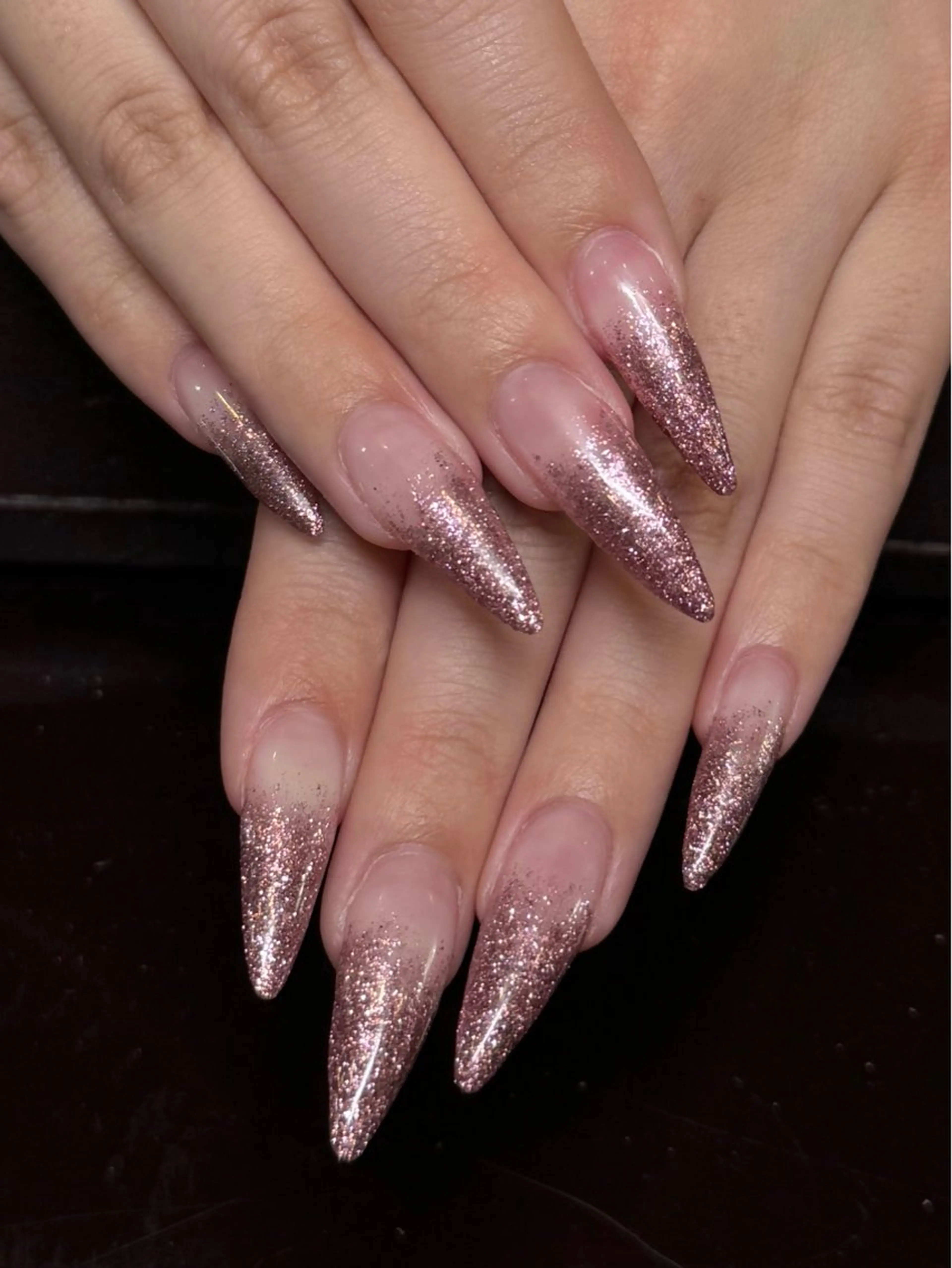 ネイル ハンドネイル ZHU_ STUDIOのネイルデザイン