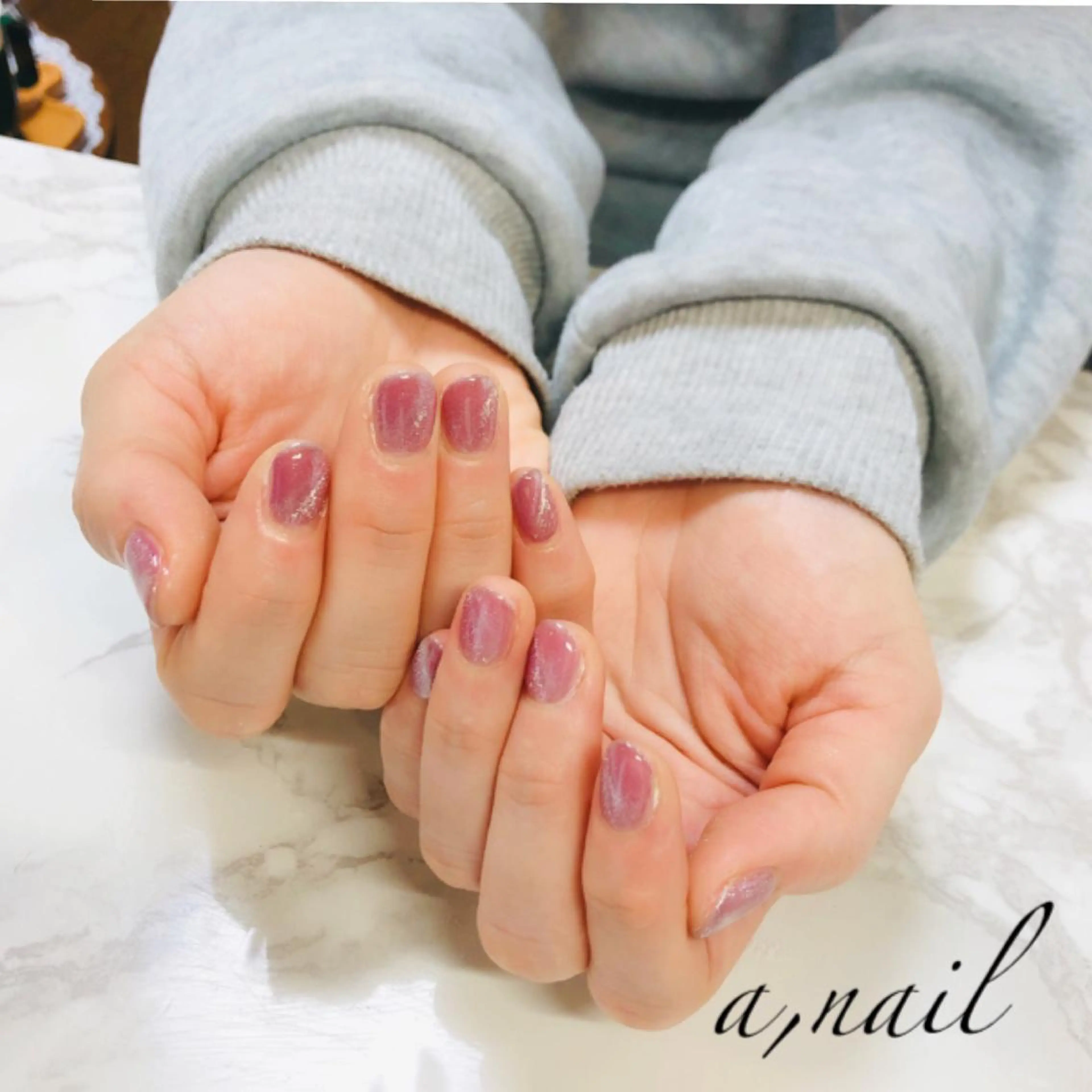 ネイル フットネイル ラメ(グリッター) マグネットネイル ニュアンスネイル オフィスネイル ハンドネイル ネイルサロン エーネイルのネイルデザイン
