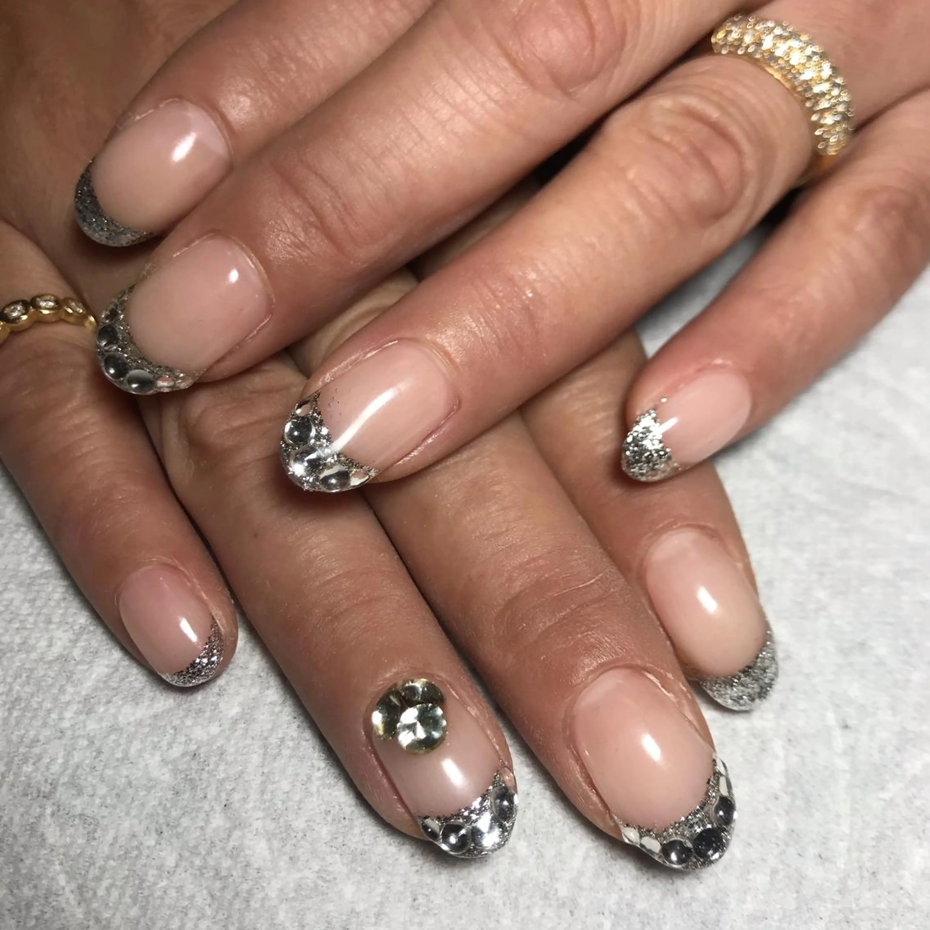 ネイル ECLAT エクラ所属・寺山 千鶴のネイルデザイン