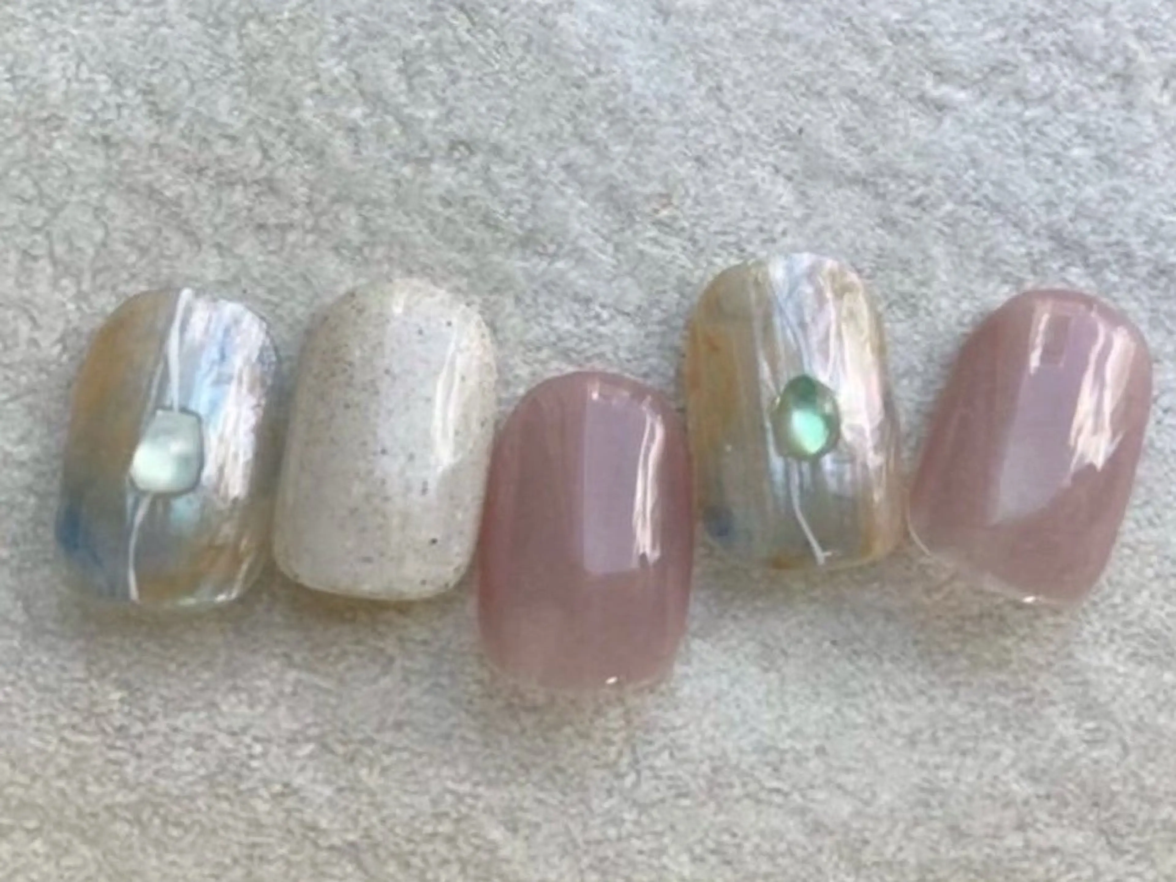 ネイル GLAD nailsのネイルデザイン