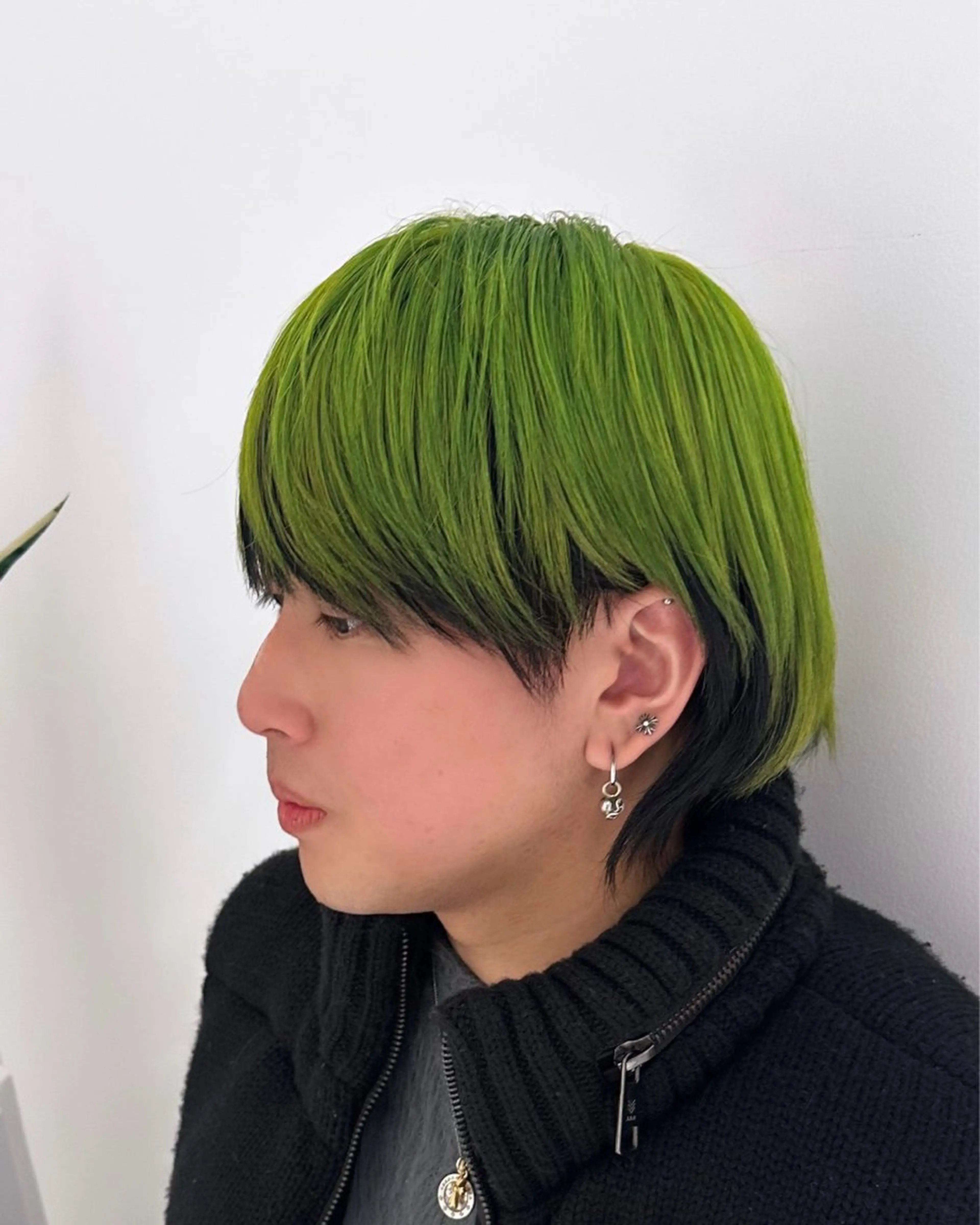 カラー メンズ 笹井 颯人のヘアスタイル