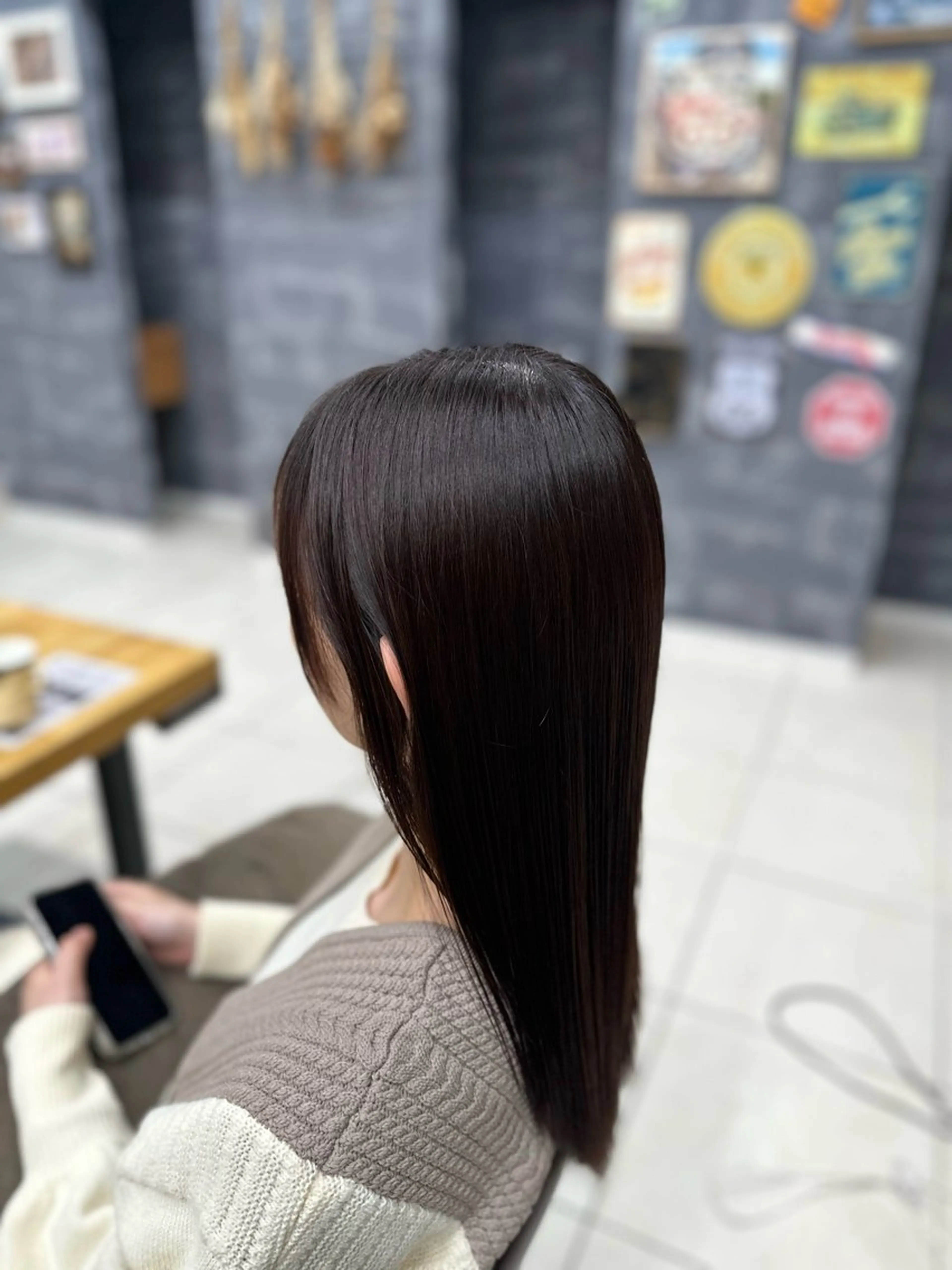 セミロング カラー ブラウンカラー ヘアカラー Laulu 佐藤壮也のヘアスタイル