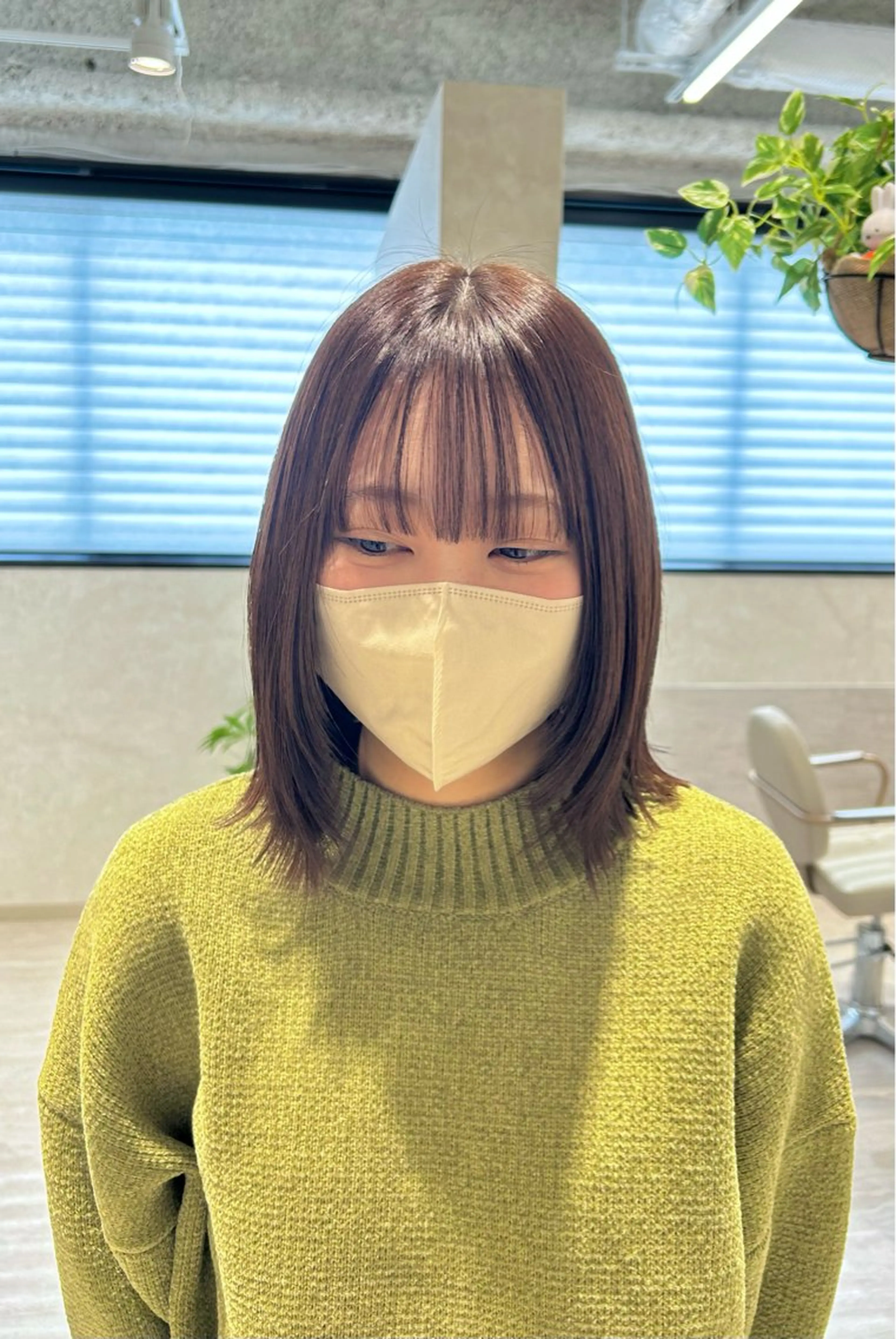 ミディアム カラー ショートボブ ミディアムレイヤー ベージュカラー ブリーチ ブラウンカラー カット ヘアカラー トリートメント Eleanor枚方店 店長　飛鳥　薫のヘアスタイル