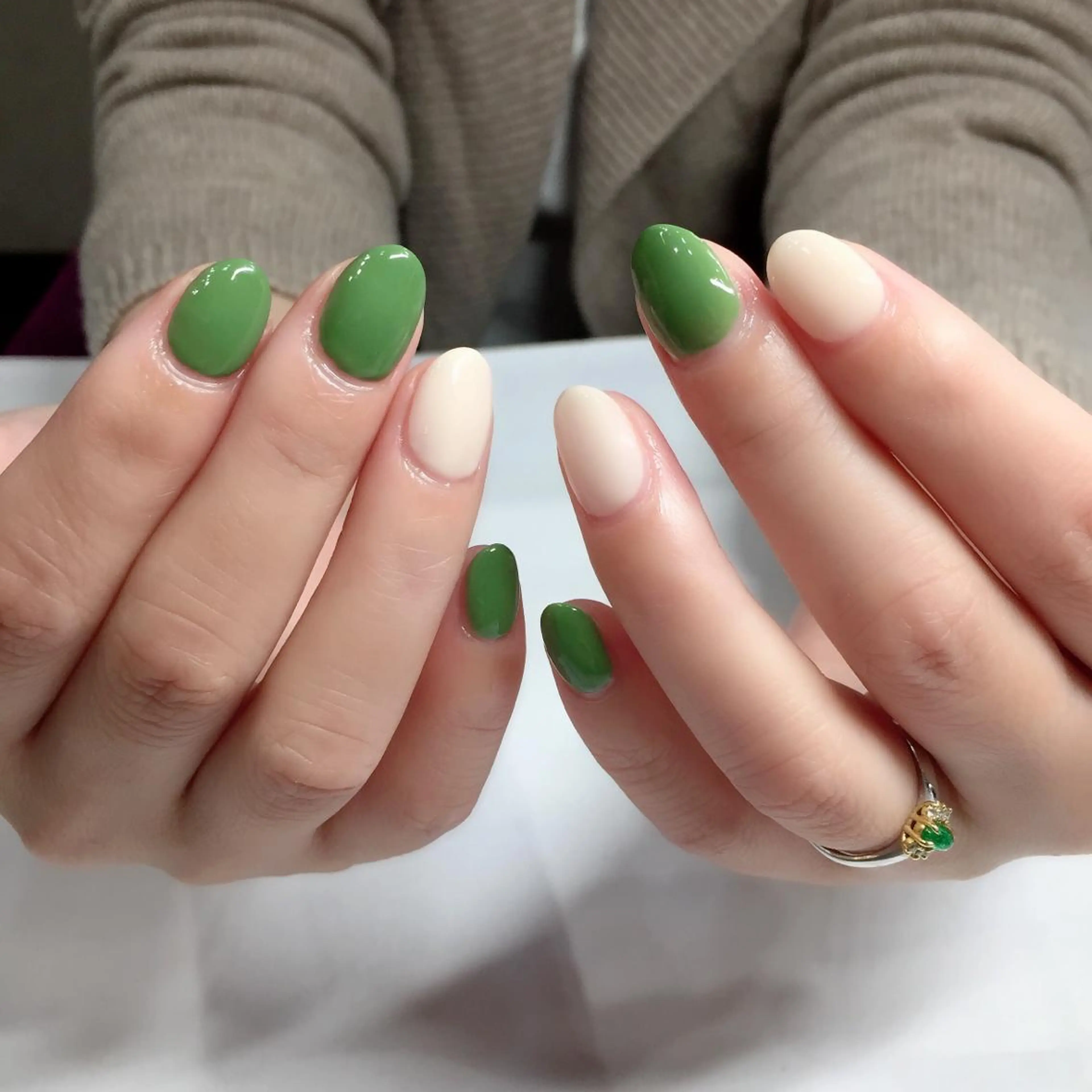 ネイル ワンカラーネイル ガールネイルサロン所属・ガール ネイルサロンのネイルデザイン