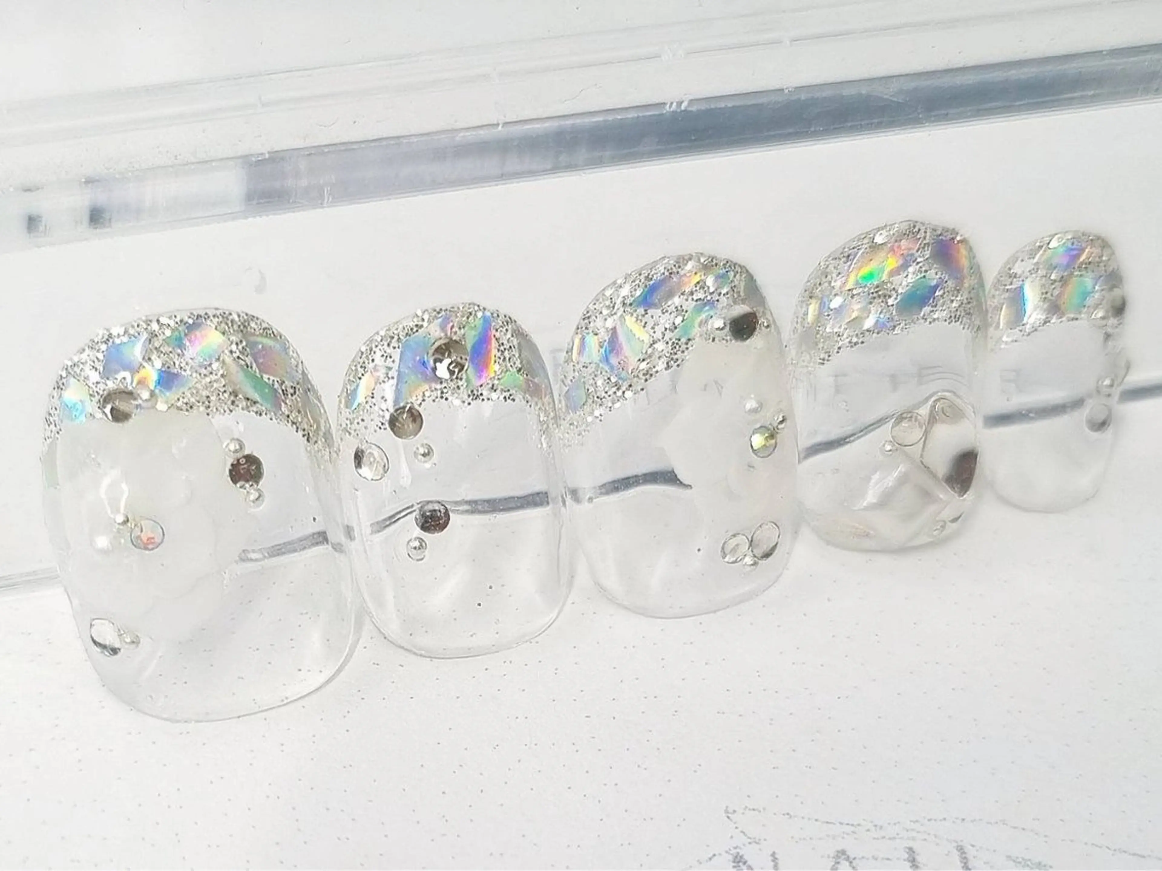 ネイル フラワーネイル フレンチネイル ジェルネイル ガラスフレンチ パラジェル 吉祥寺🌟 ネイルフロンティアのネイルデザイン