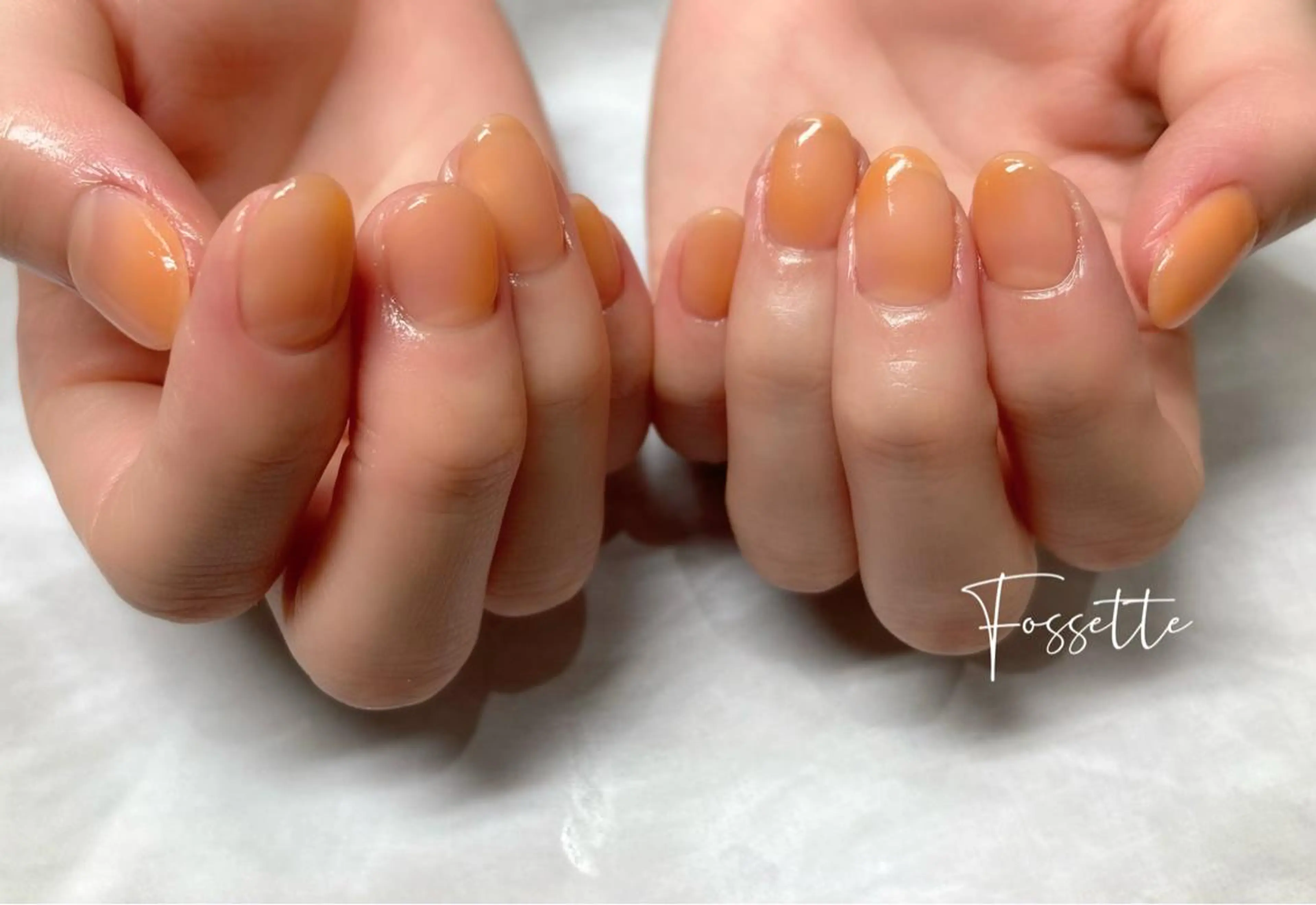 ネイル クリアネイル ニュアンスネイル オレンジ シンプルネイル nailsalon Fossetteのネイルデザイン