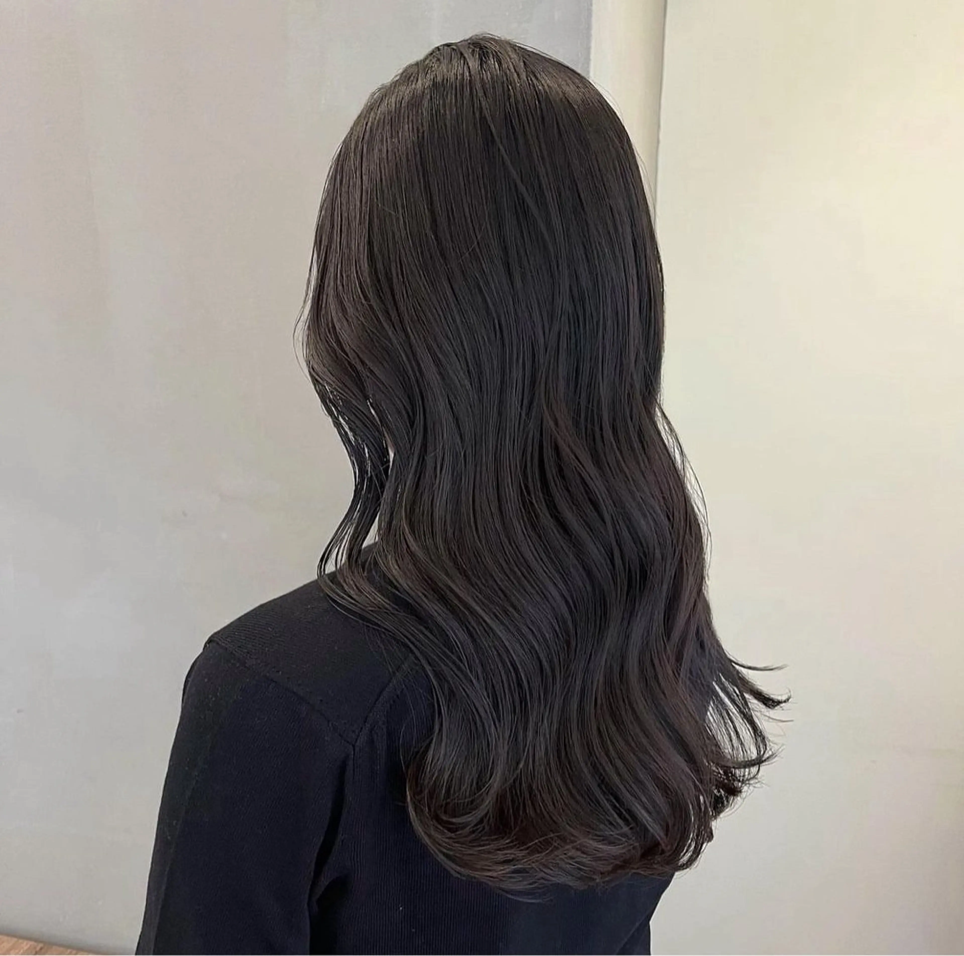 ロング グレージュ🐰透明感 カラー🫧akihoのヘアスタイル