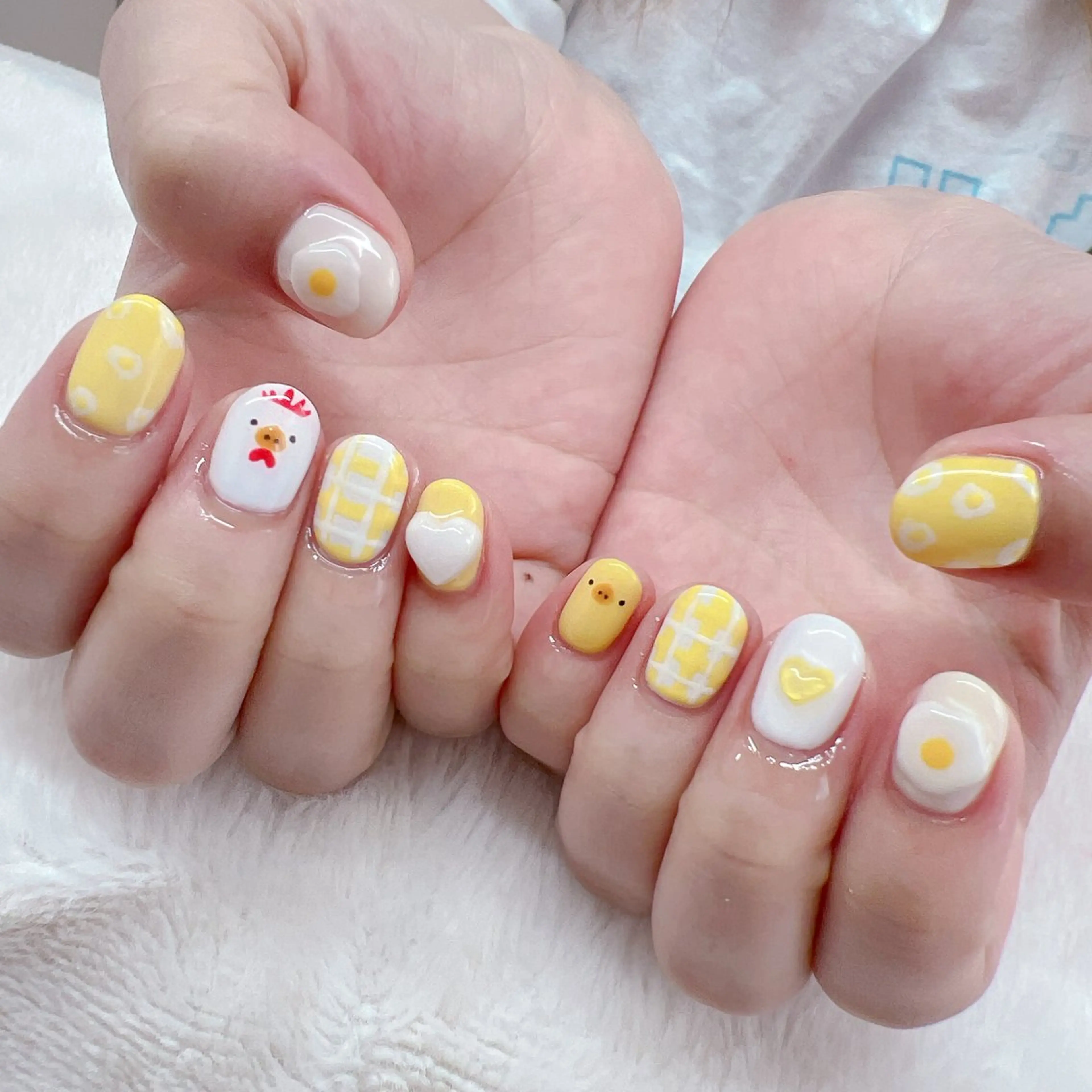 ネイル ハンドネイル Emi lyのネイルデザイン