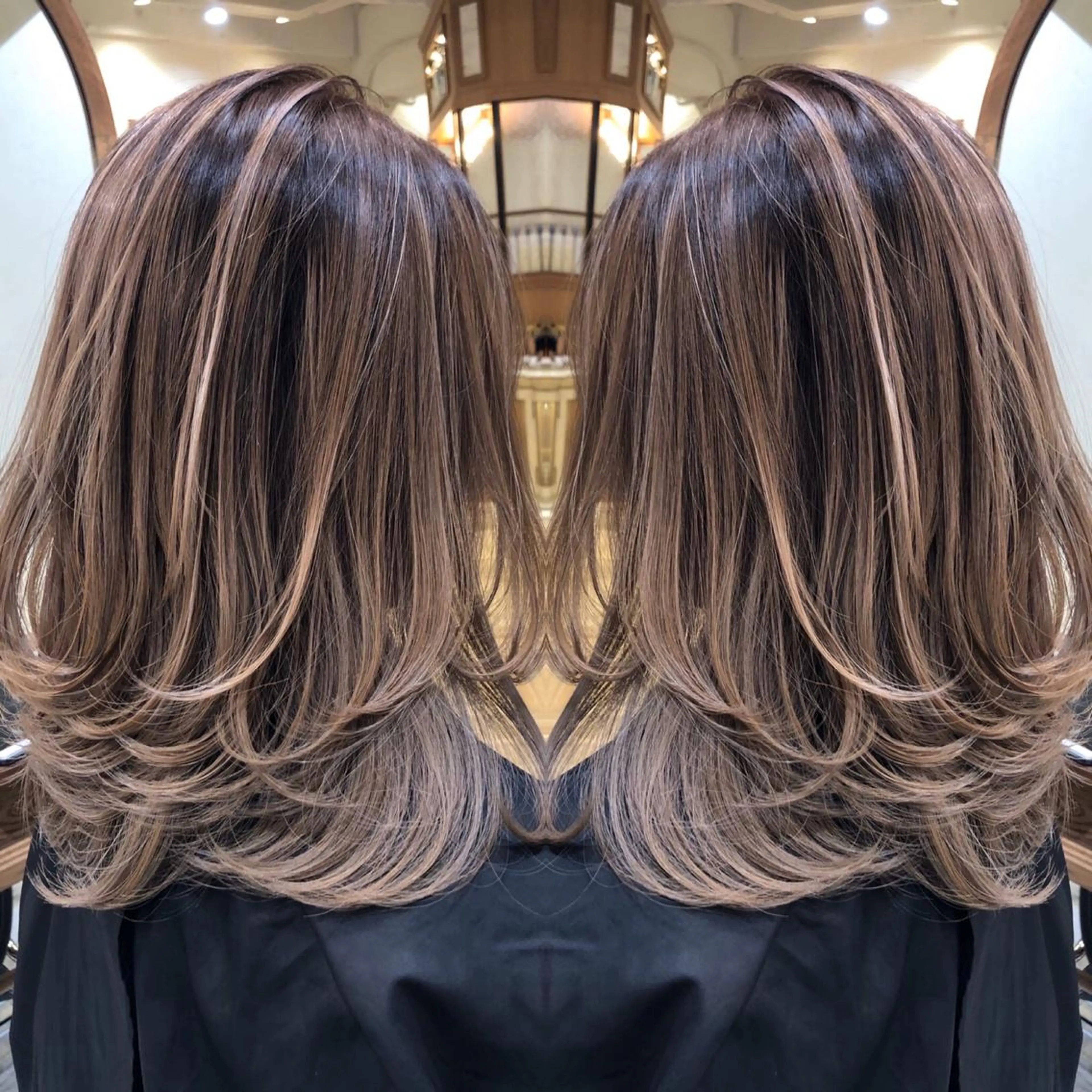 ロング アッシュ ハイライト レイヤーカット salowin 原宿 aroa所属・韓国／ハッシュカット ／透明感カラー／金野のヘアスタイル