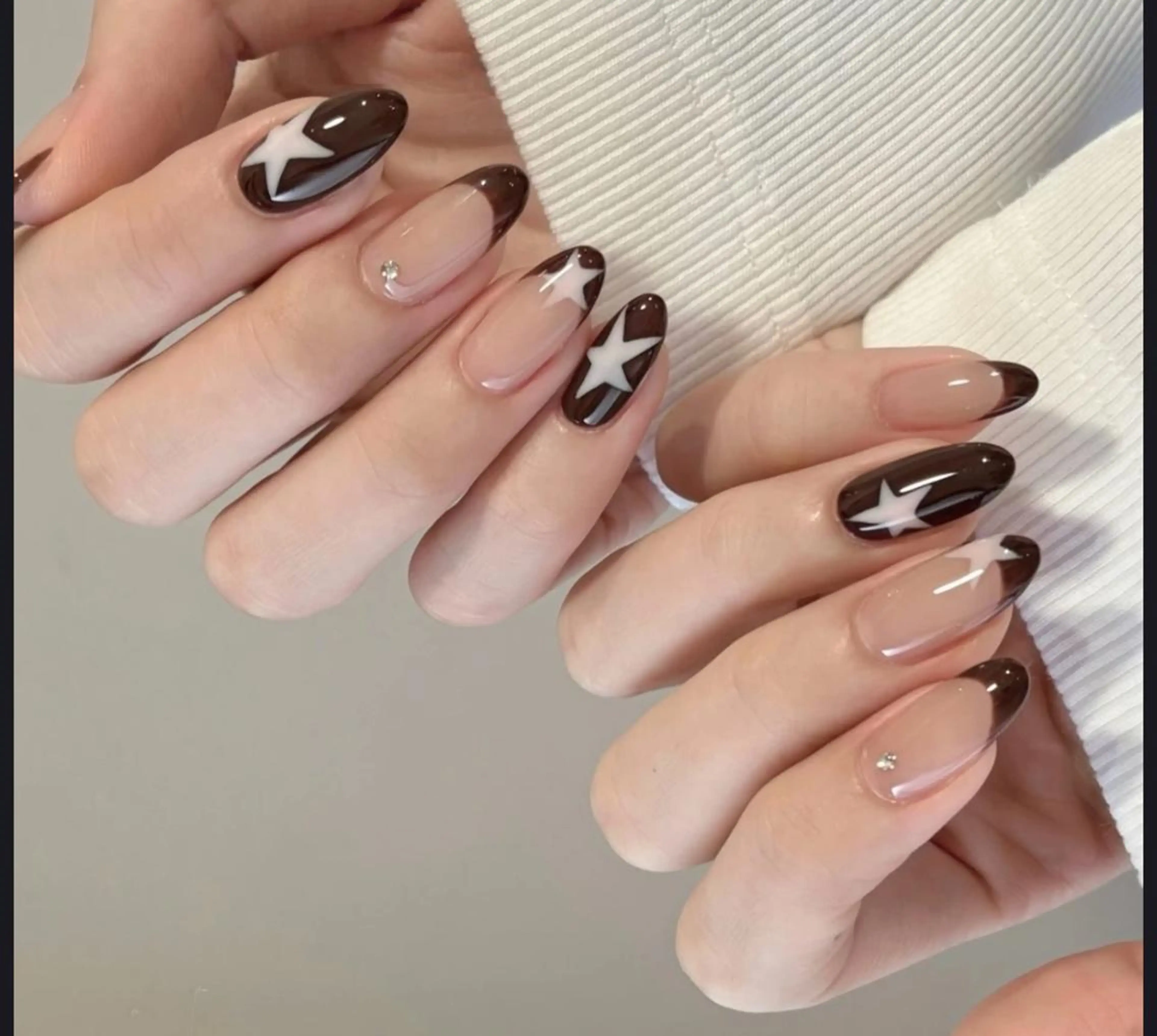 ネイル ハンドネイル ハンドケア 🍑 momo_nailのネイルデザイン