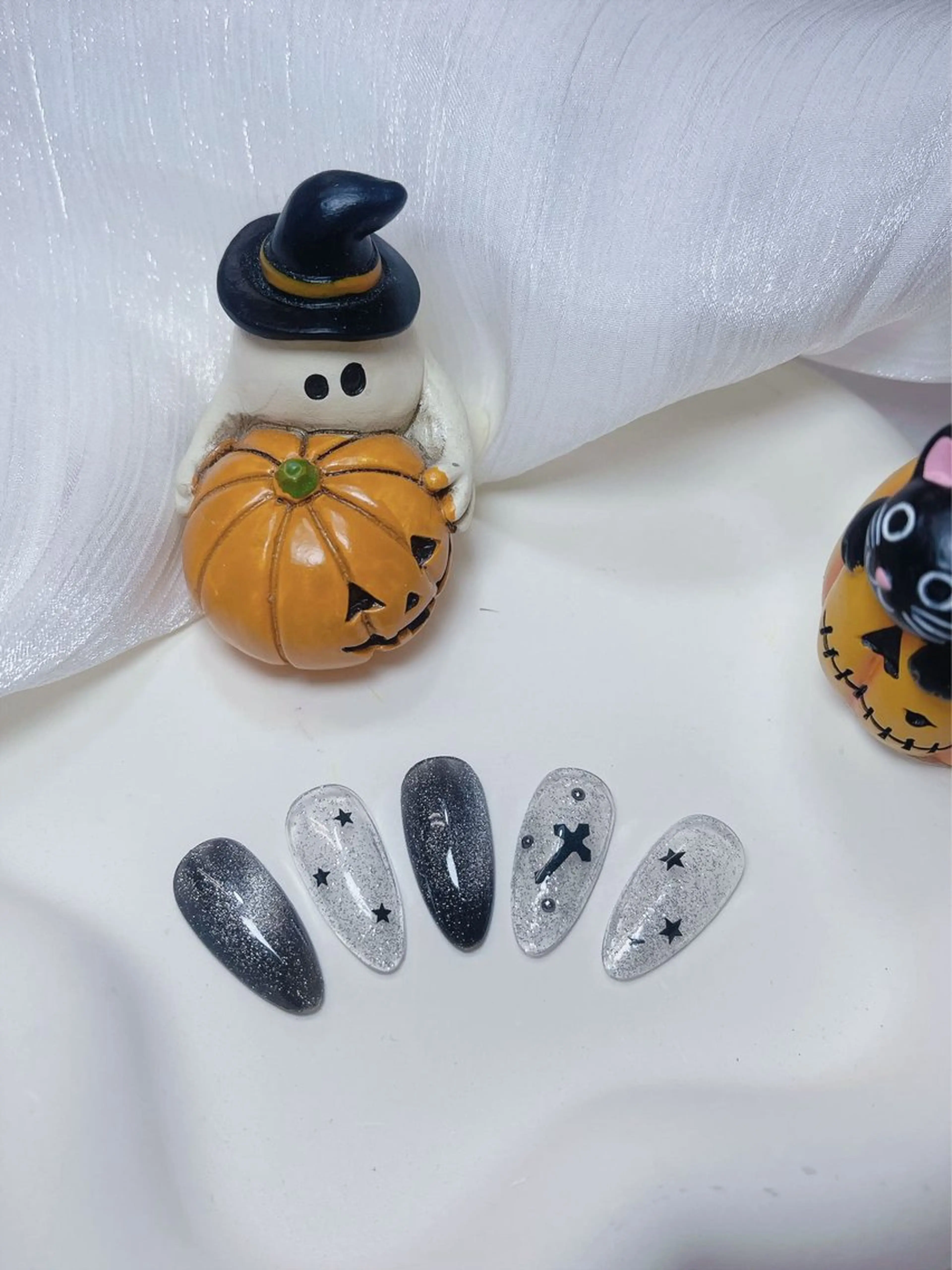 ネイル チークネイル フレンチネイル グラデーション ハロウィン キラキラネイル 陳 rinaのネイルデザイン