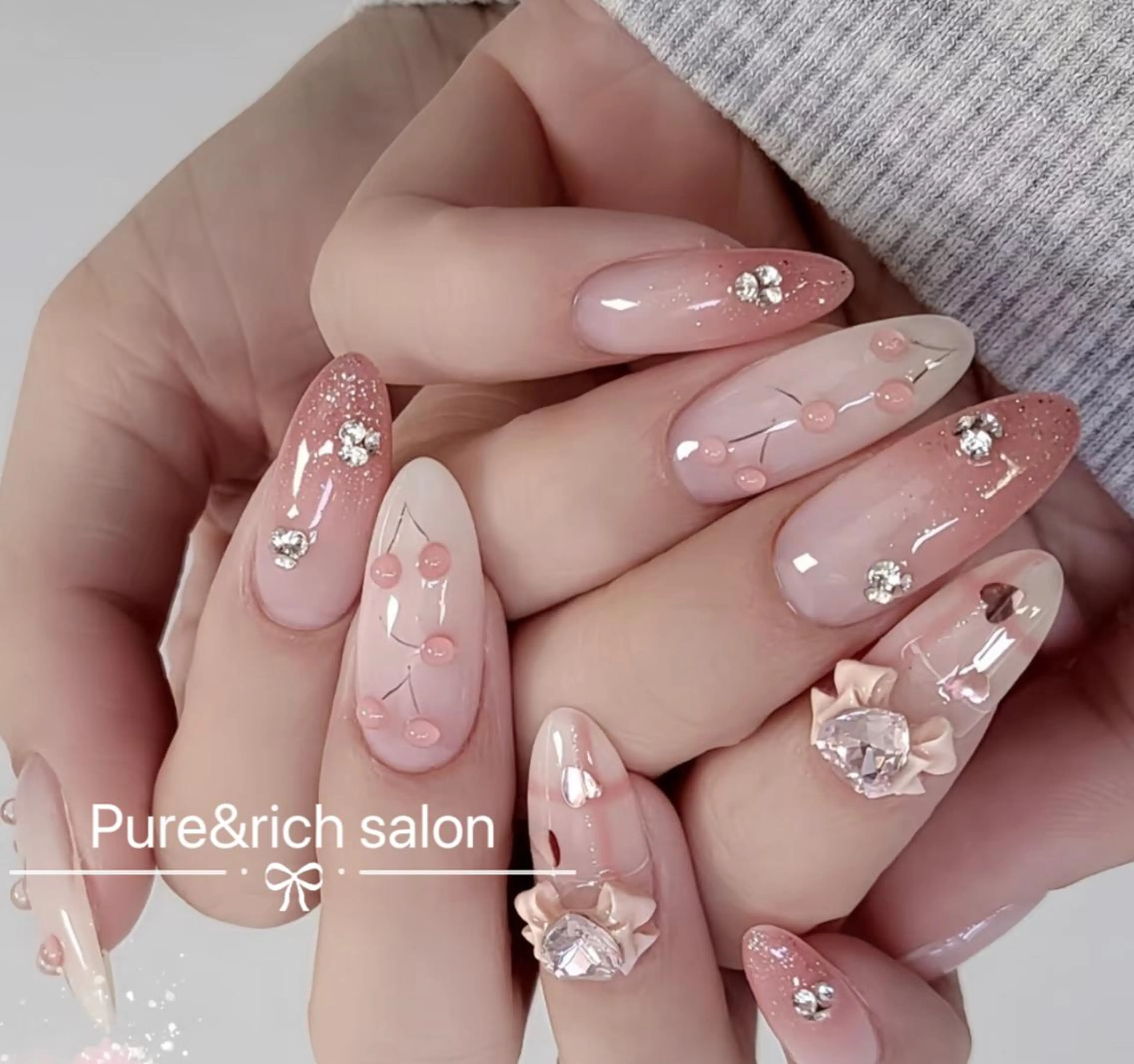 ネイル ハンドネイル Pure&Rich Nailのネイルデザイン