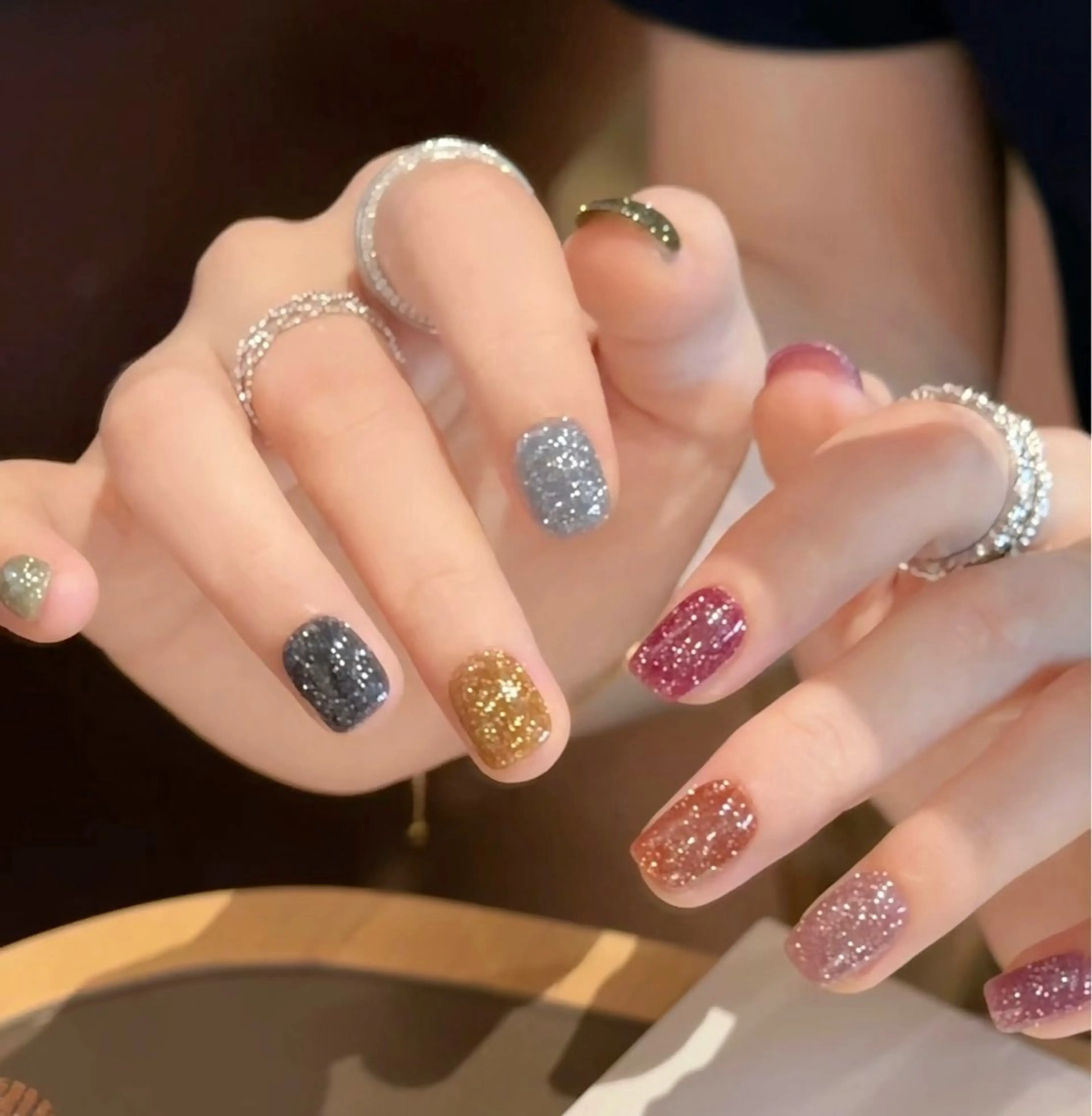 Hand ✨キラキラ 大人気フラッシュネイルの写真