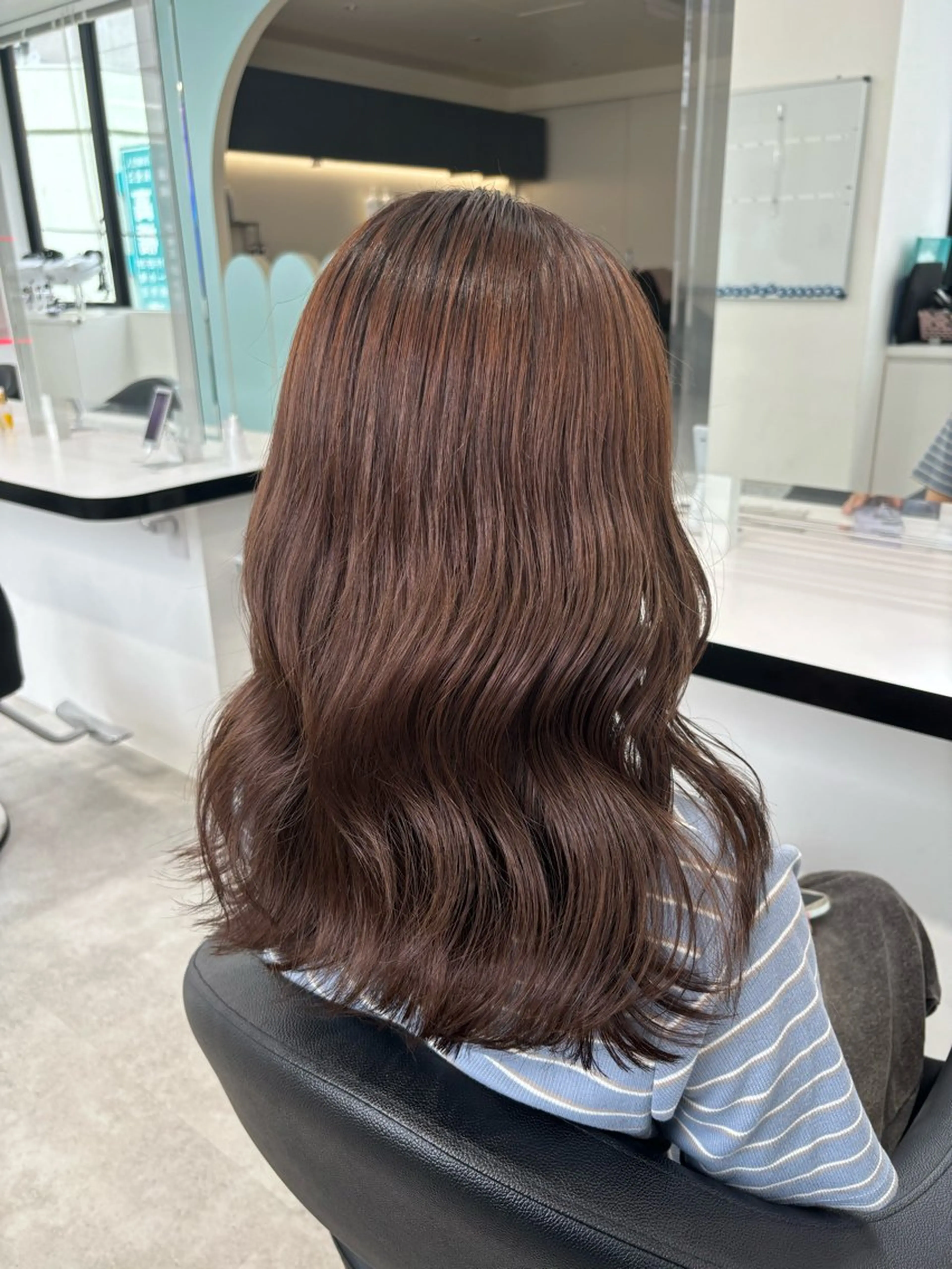 セミロング Wカラー/暖色/べ ージュりく©︎🐝のヘアスタイル