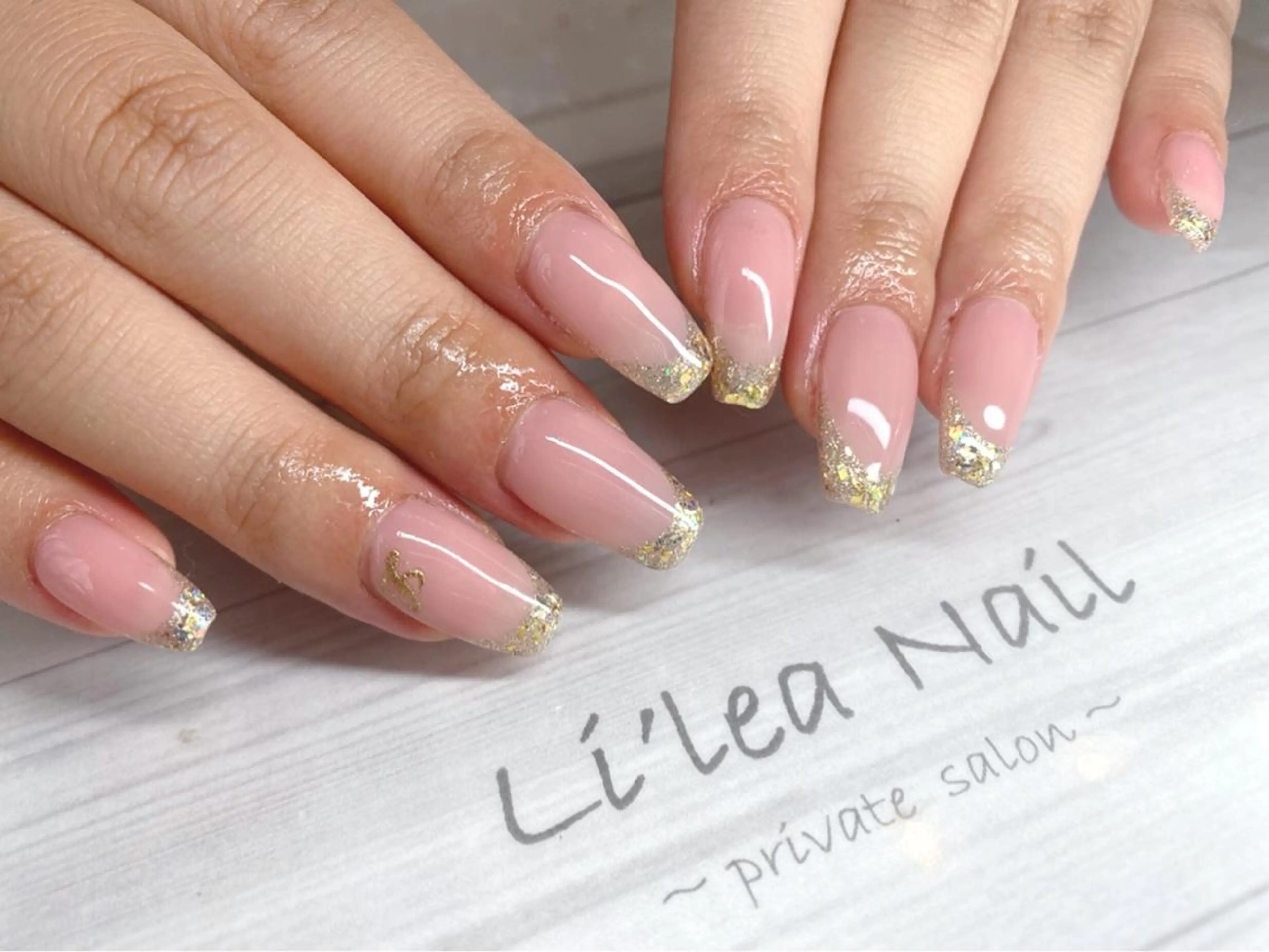 ネイル Li'leaNail AINAのネイルデザイン