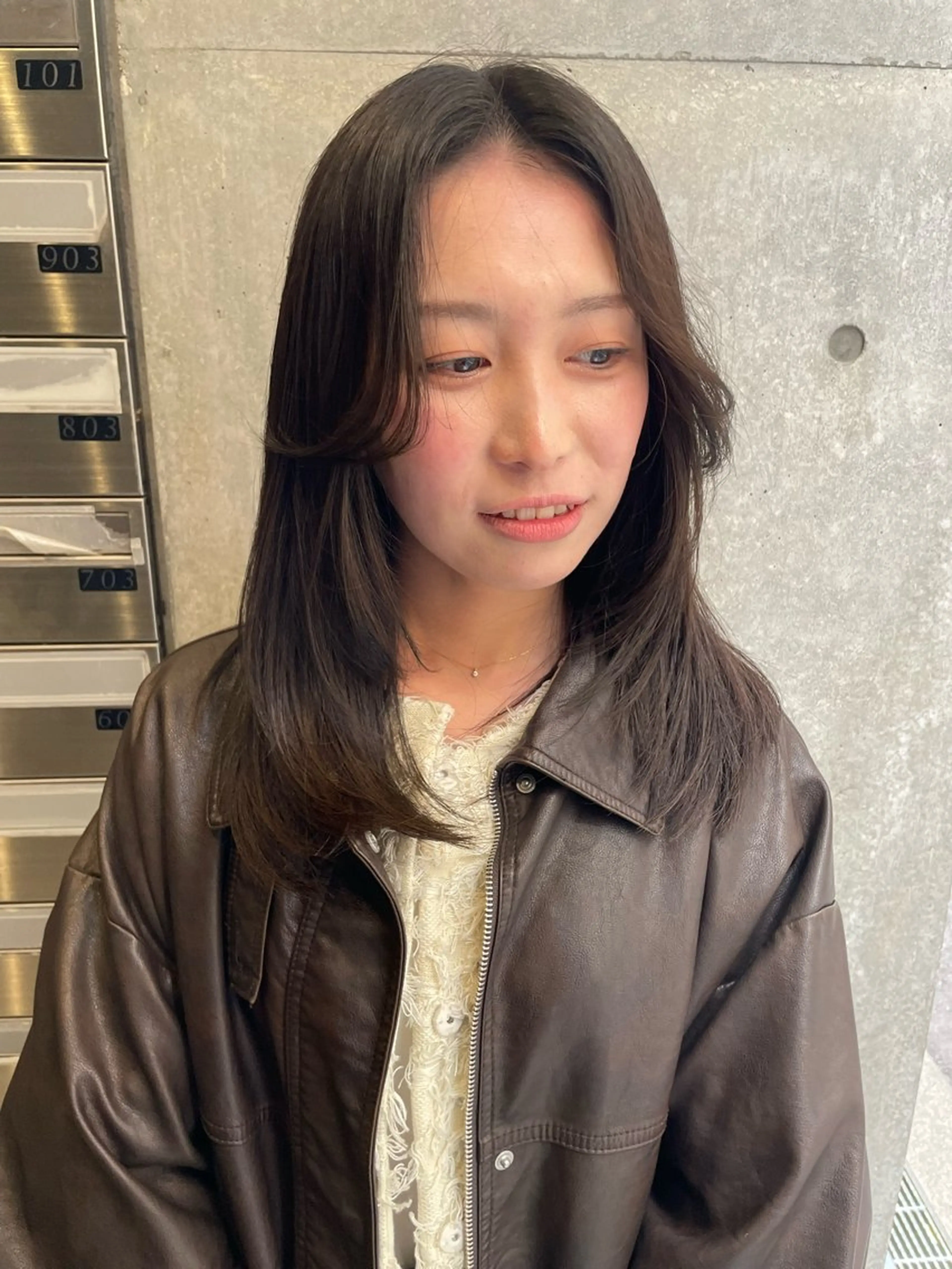 セミロング カラー カット ボブ／パーマ指名 No. 1🍃れんとのヘアスタイル