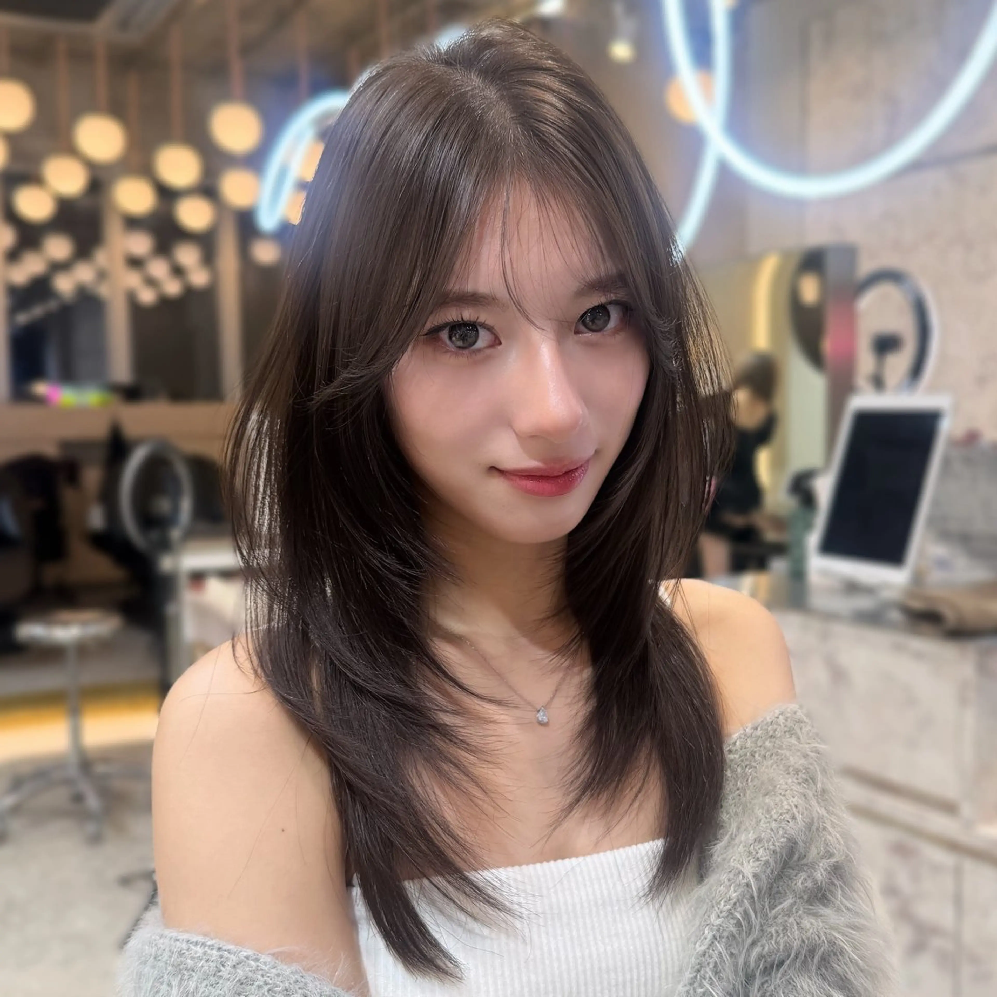 ミディアム カラー カット ヘアカラー トリートメント 新宿/韓国レイヤー 髪質改善カラー/角所のヘアスタイル