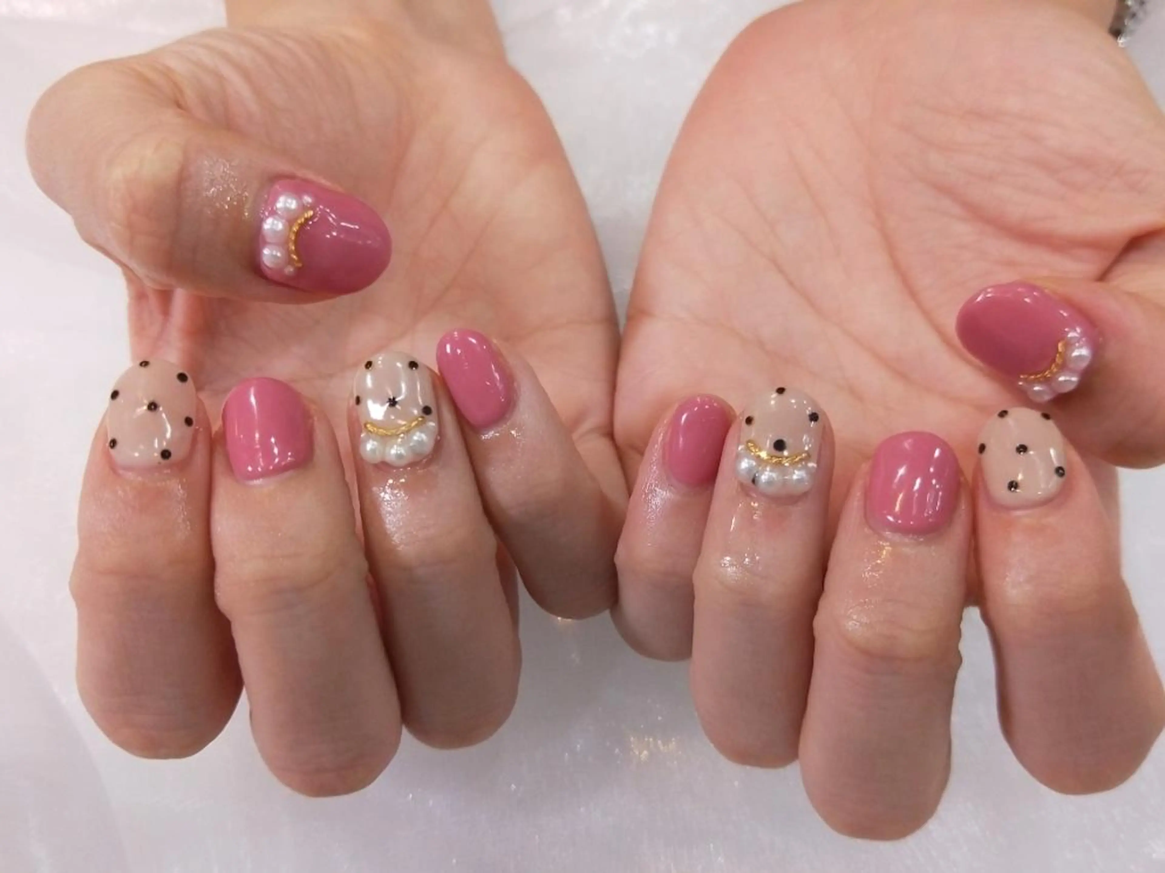 ネイル ハンドネイル ハンドケア R'well所属・はばすみれ🎀ﾈｲﾙ 光ﾌｪｲｼｬﾙ ﾍｱのネイルデザイン