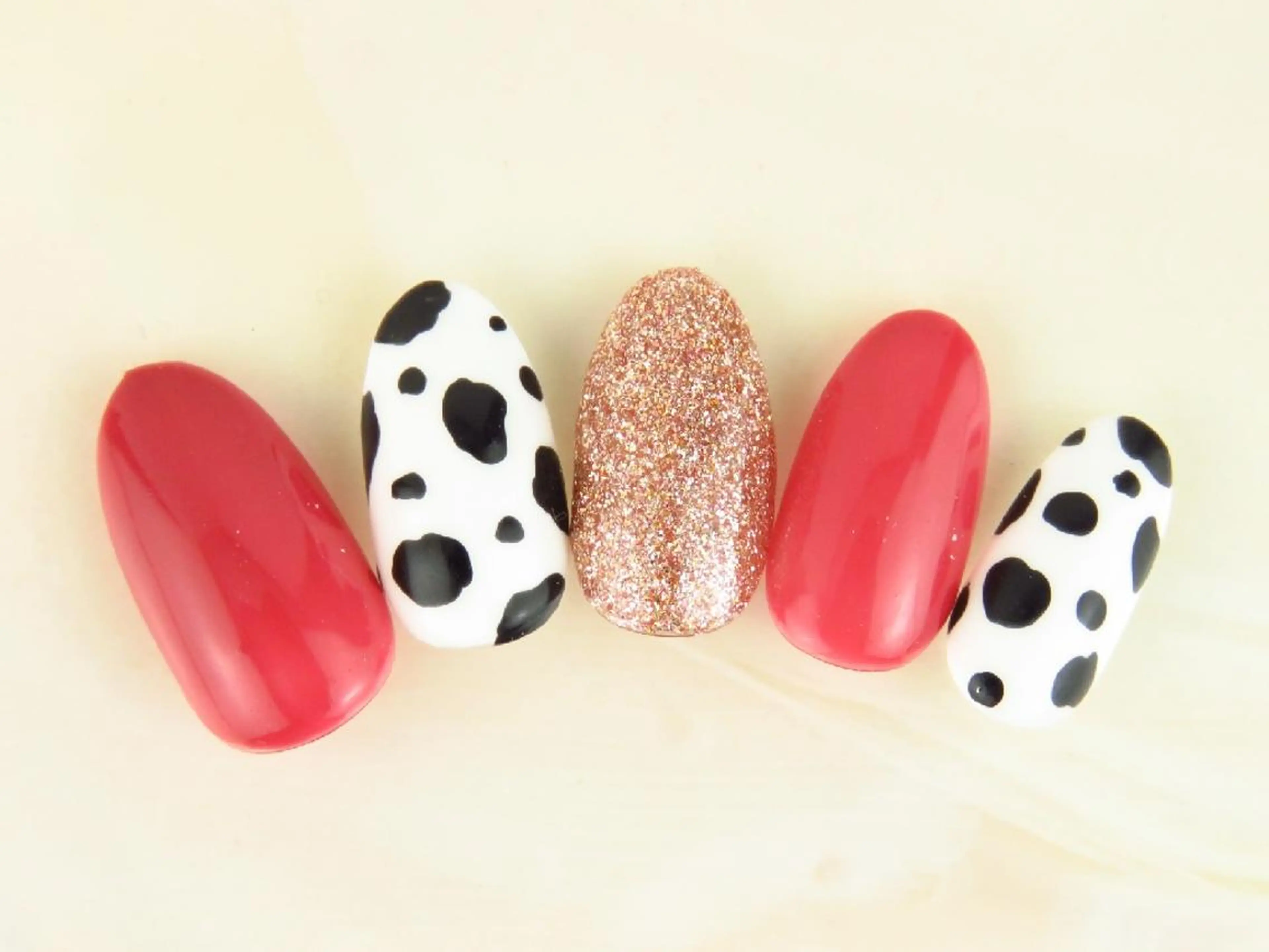 ネイル アートネイル IWAMOTO Aのネイルデザイン