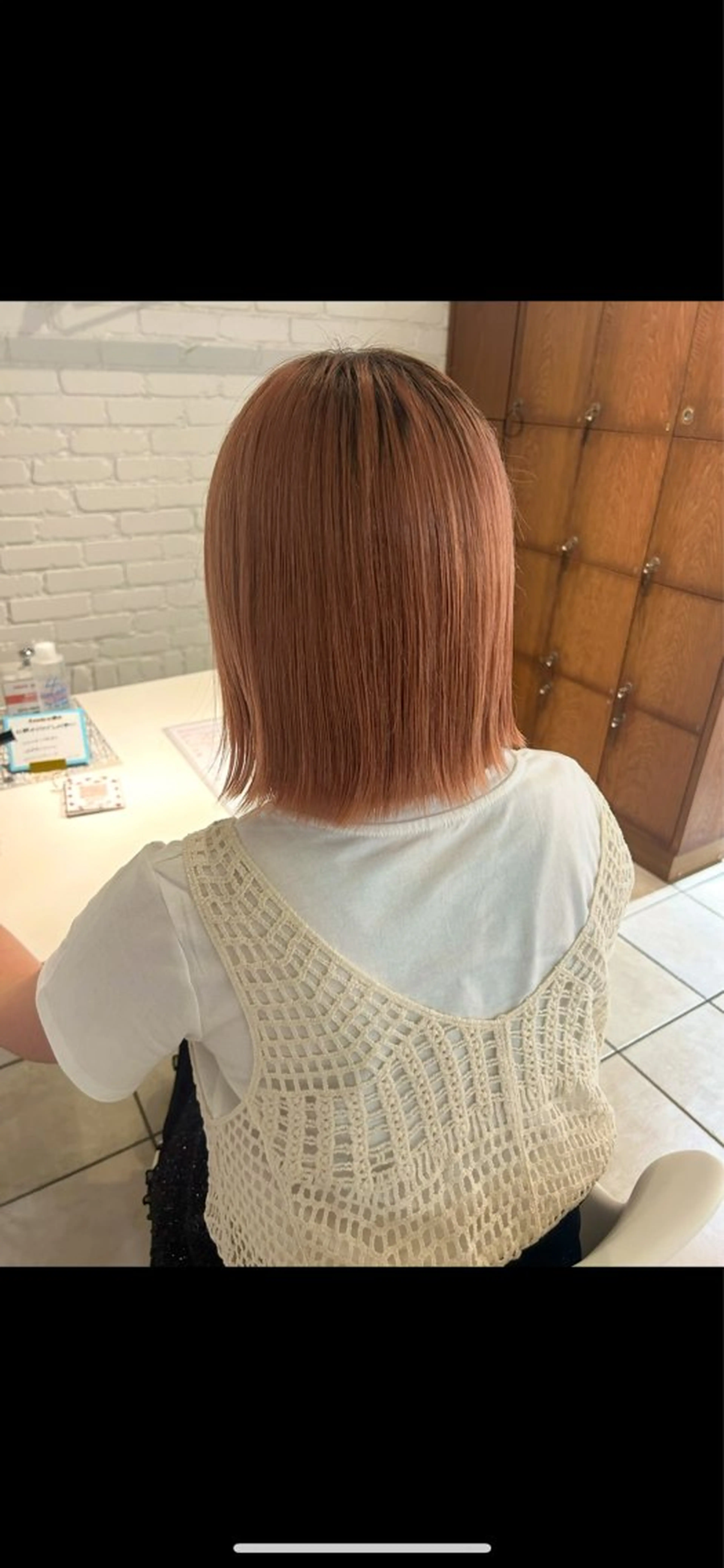ショート カラー ベージュカラー オレンジ オレンジベージュ 💫レイヤーカット 💫ブリーチ💫サキのヘアスタイル