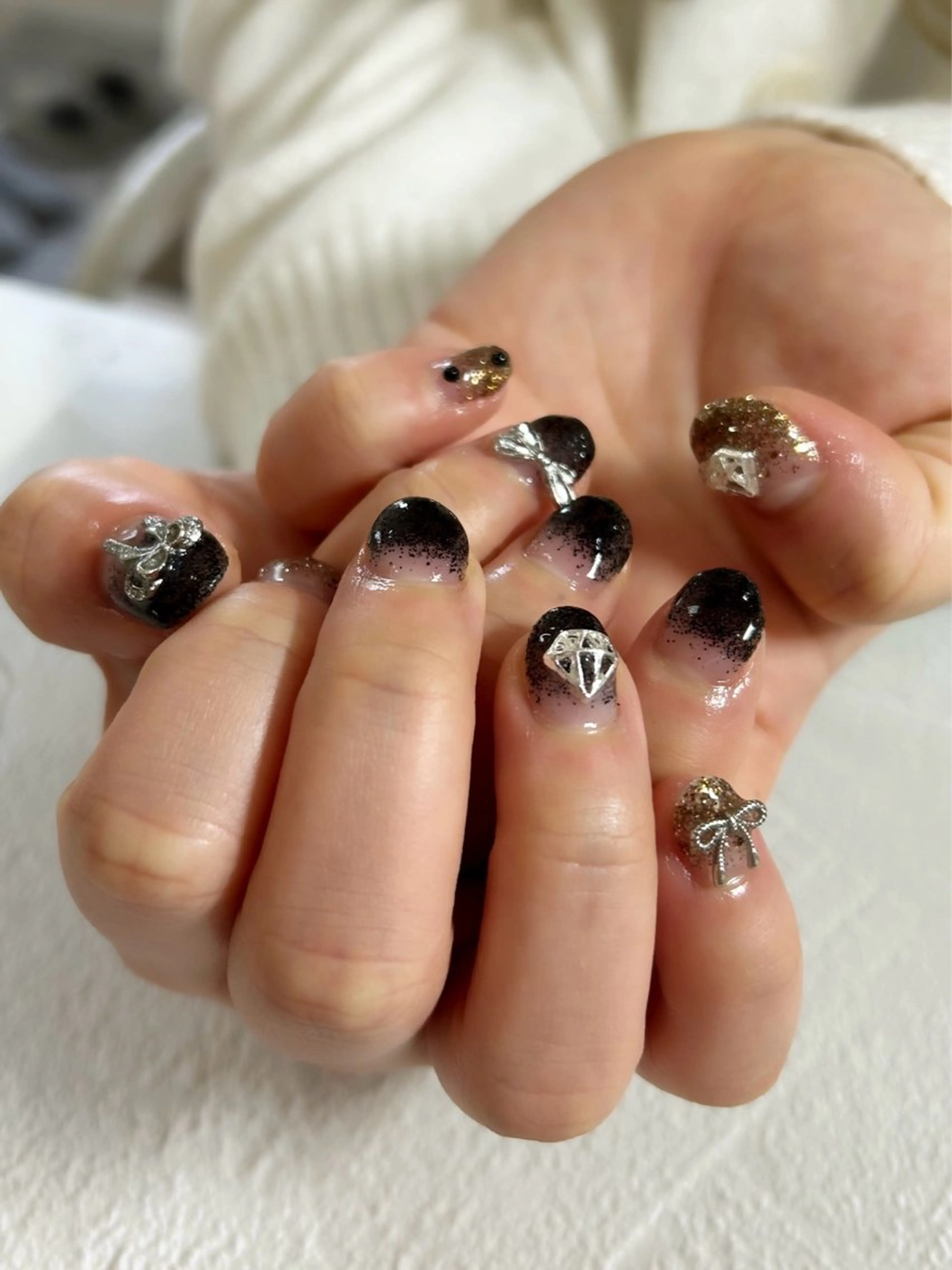 ネイル BURGUNDY mikaのネイルデザイン