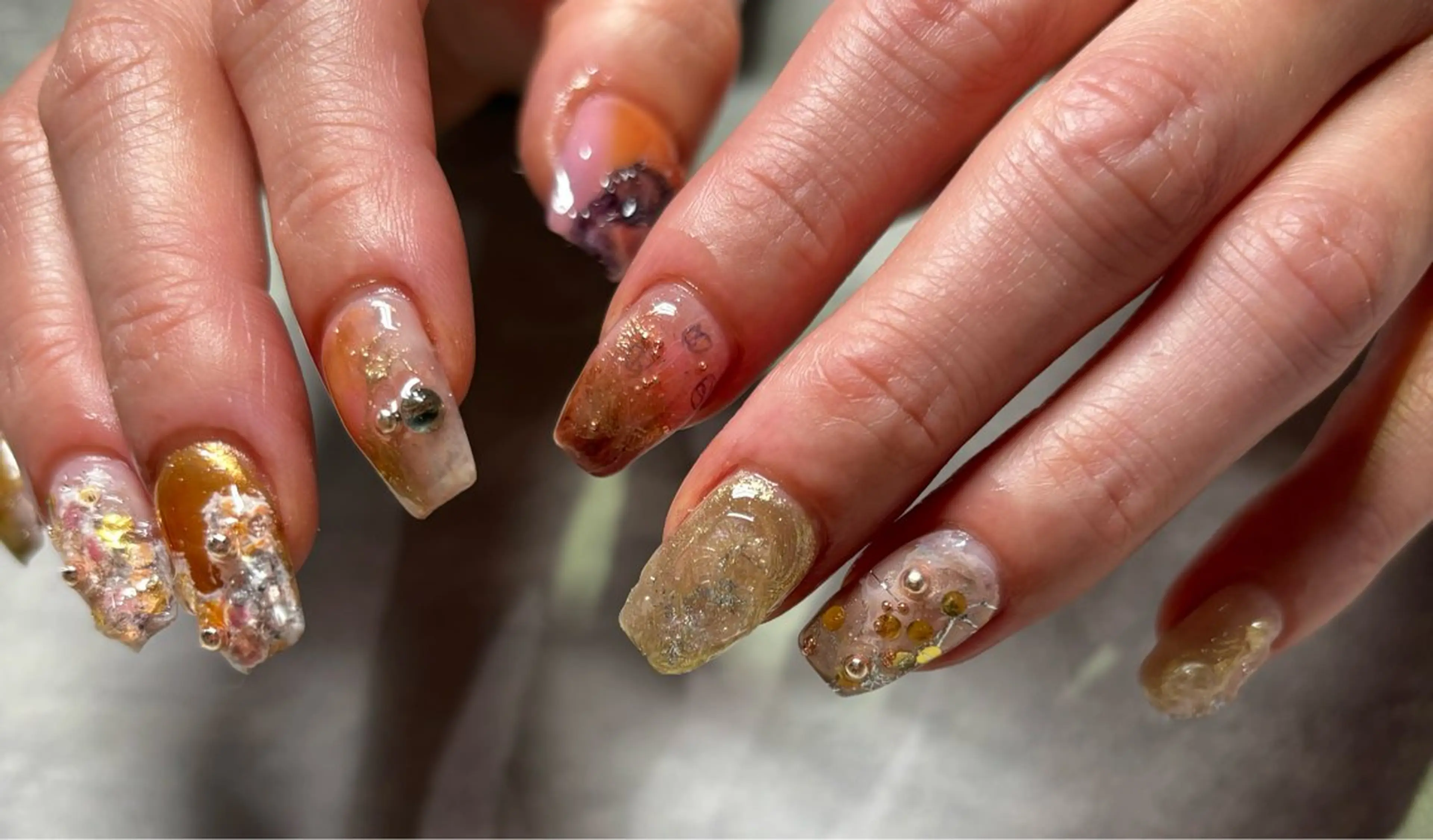 ネイル ニュアンスネイル joieange 難波店 藤谷ルディアのネイルデザイン