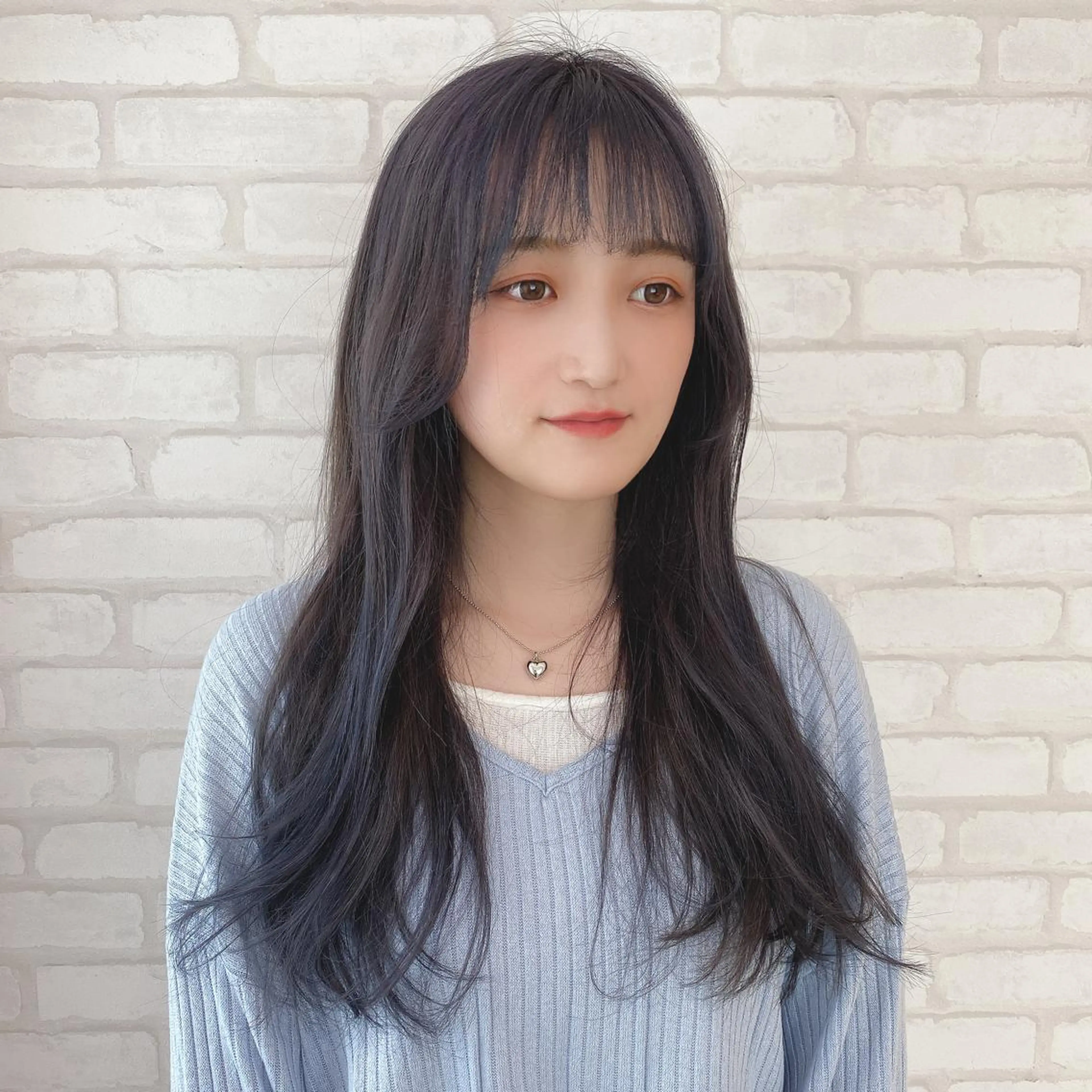 ロング カラー abilita AZUSAのヘアスタイル