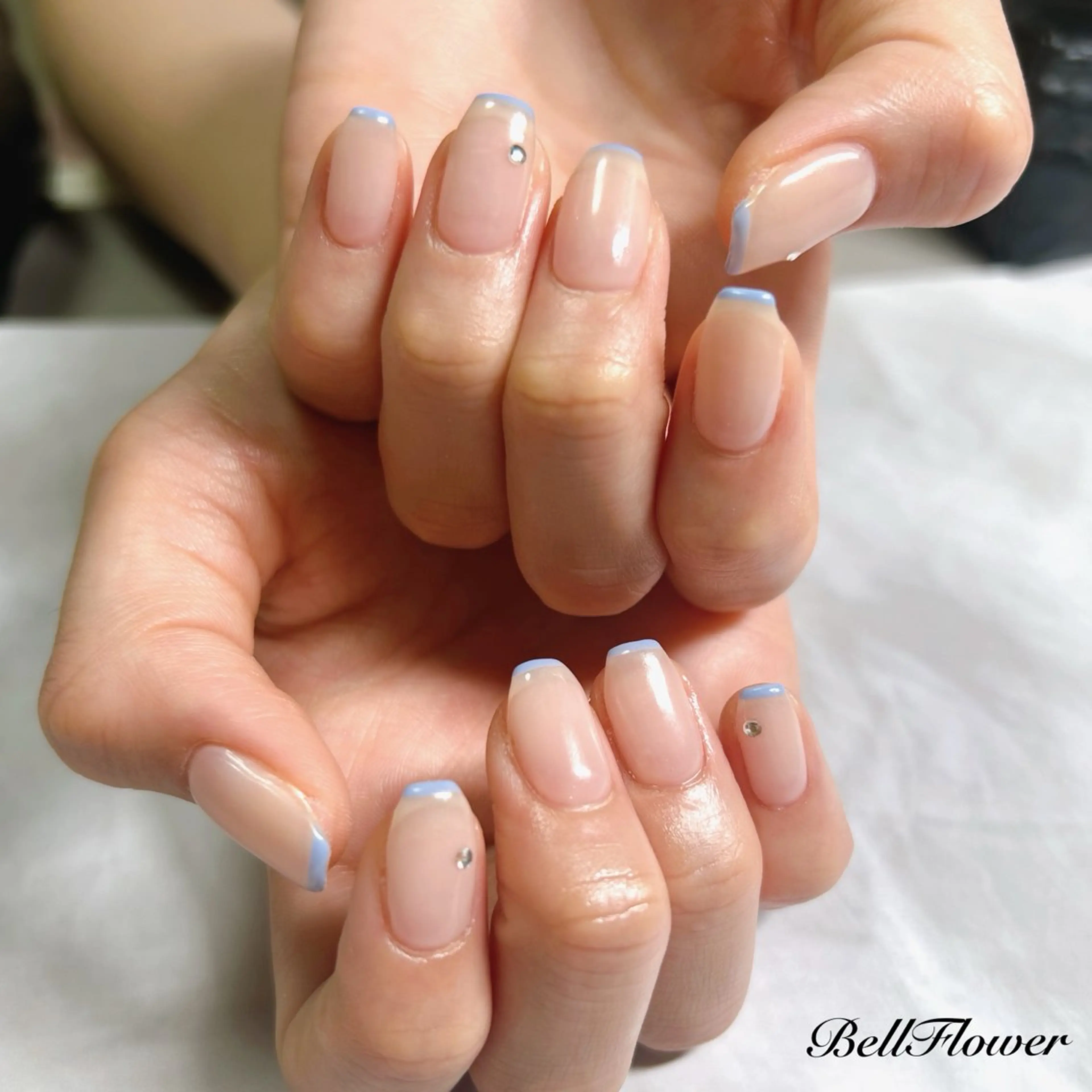 ネイル ストーンネイル ハンドネイル Bell Flowerのネイルデザイン