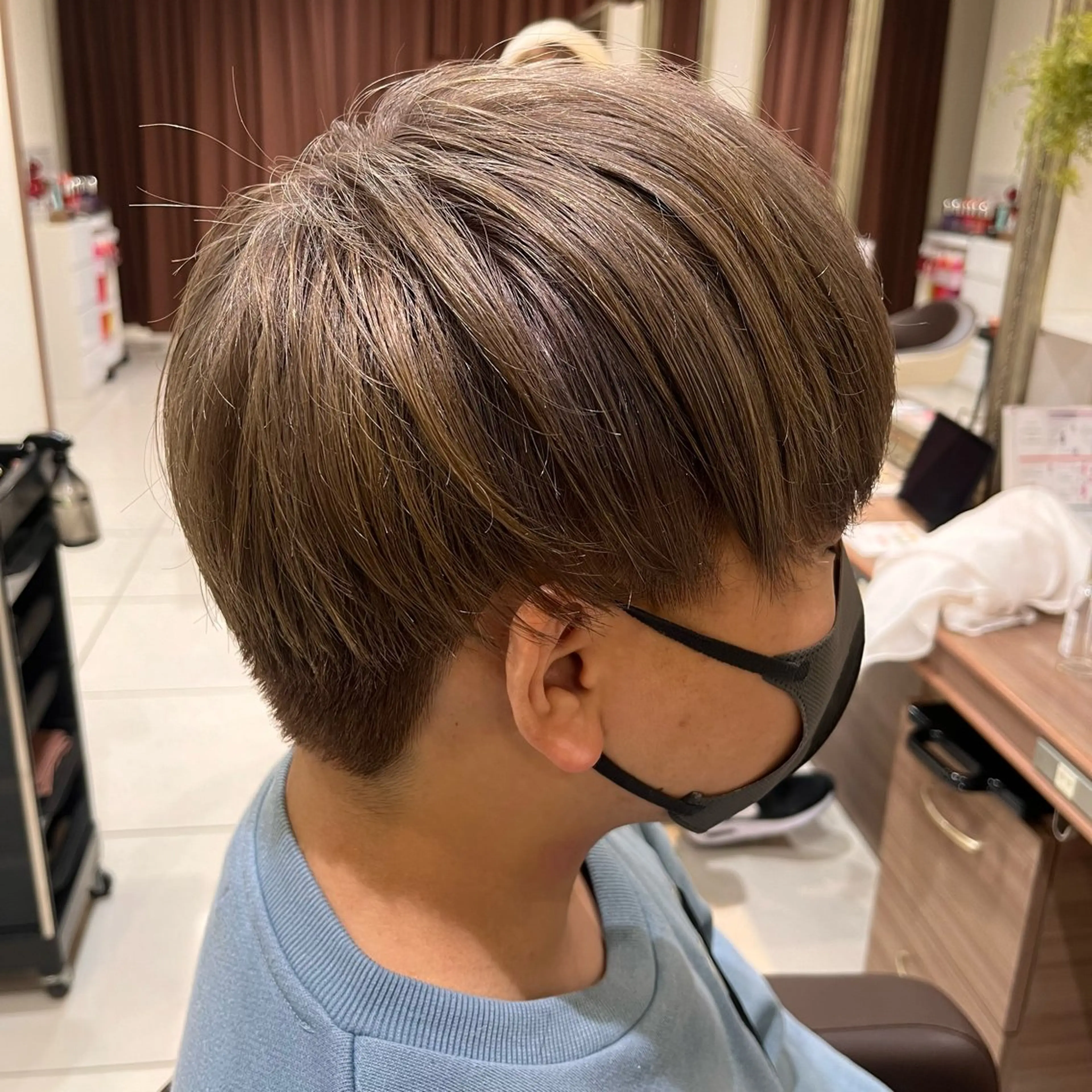 ショート カラー メンズ ナチュラル暖色カラー 🤎 佐藤栞のヘアスタイル