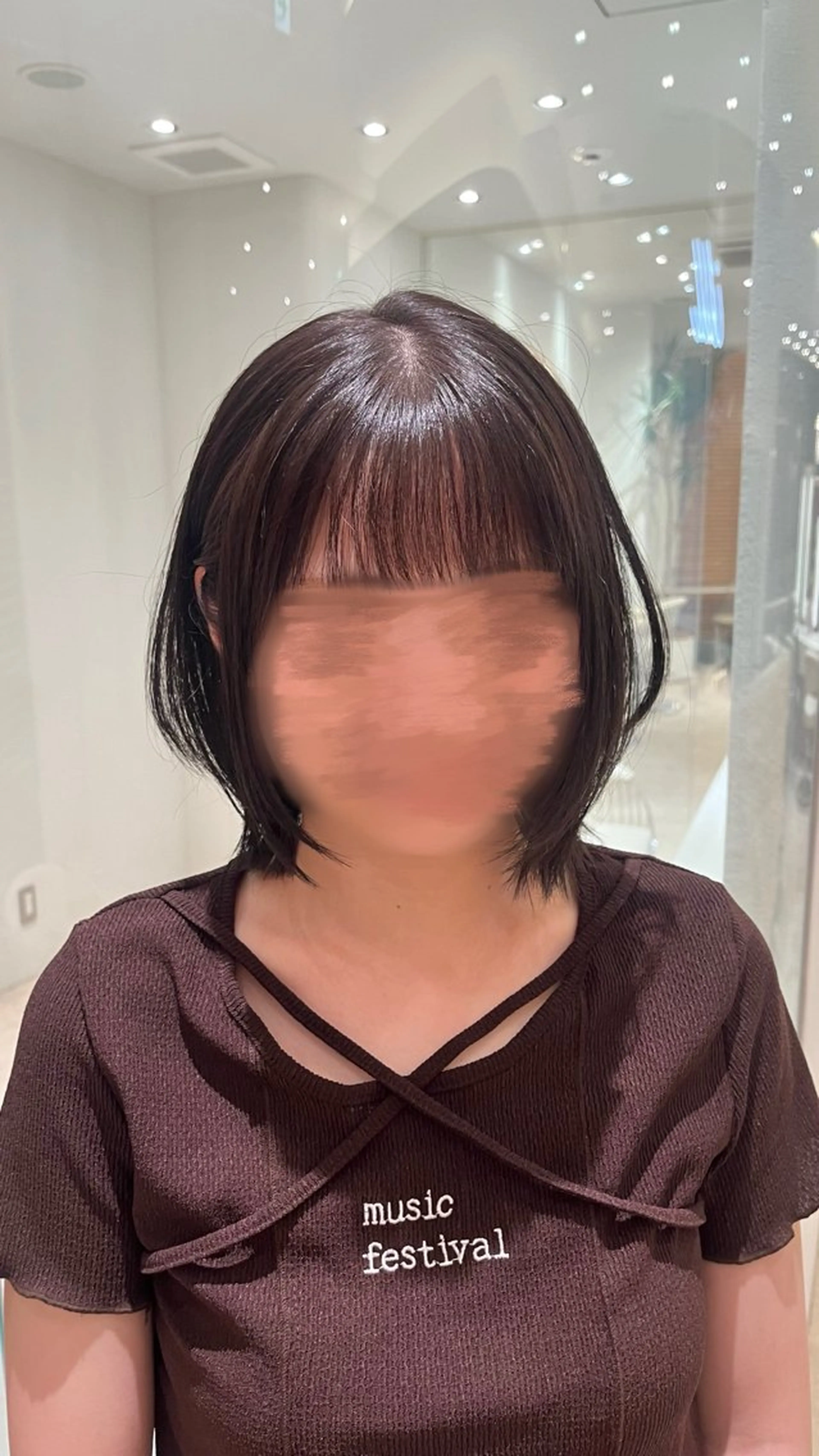 ショート カット 顔周りカット/ 透明感カラー/ユナのヘアスタイル