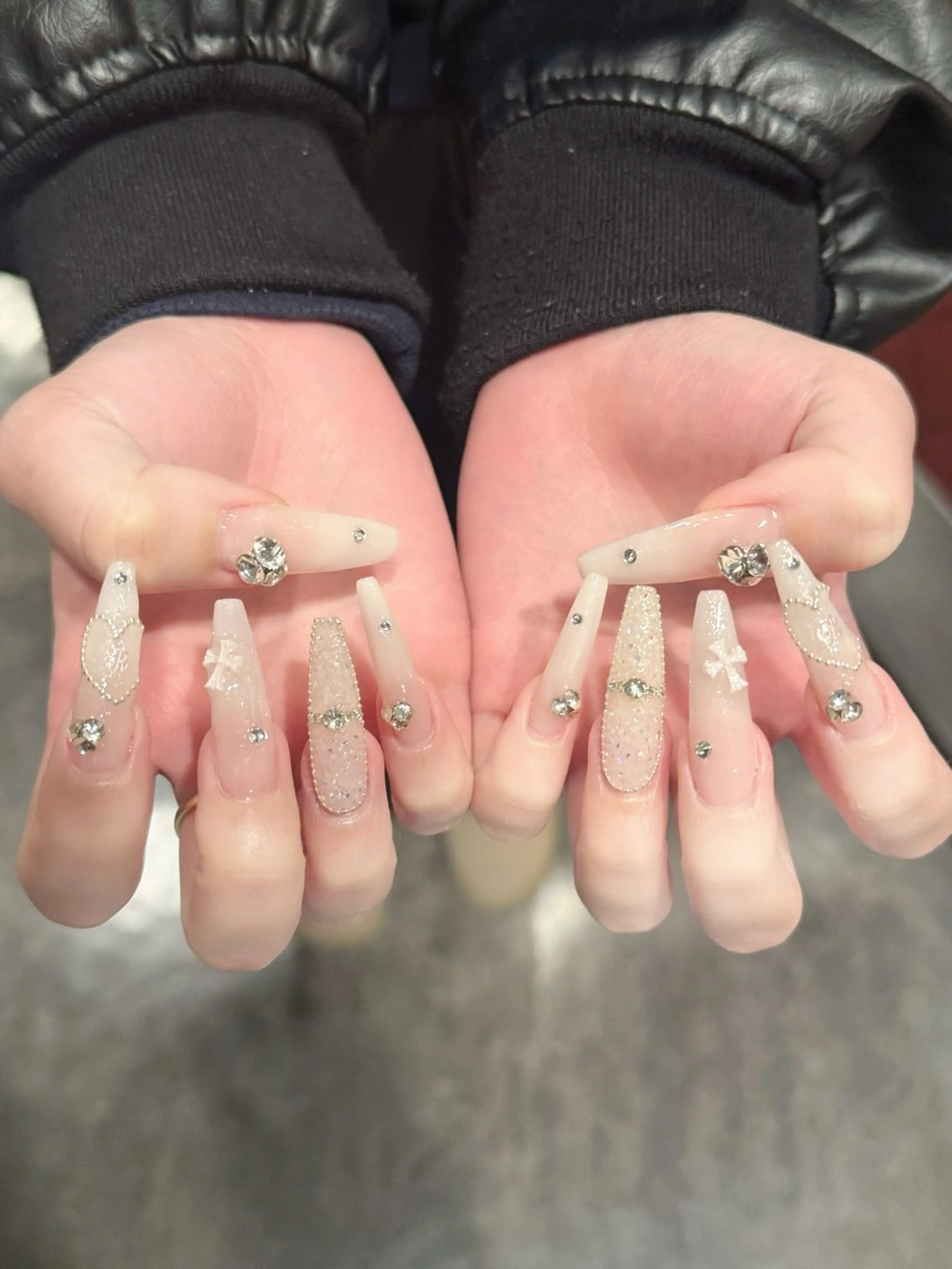 ネイル ハンドネイル いちご chan novaのネイルデザイン