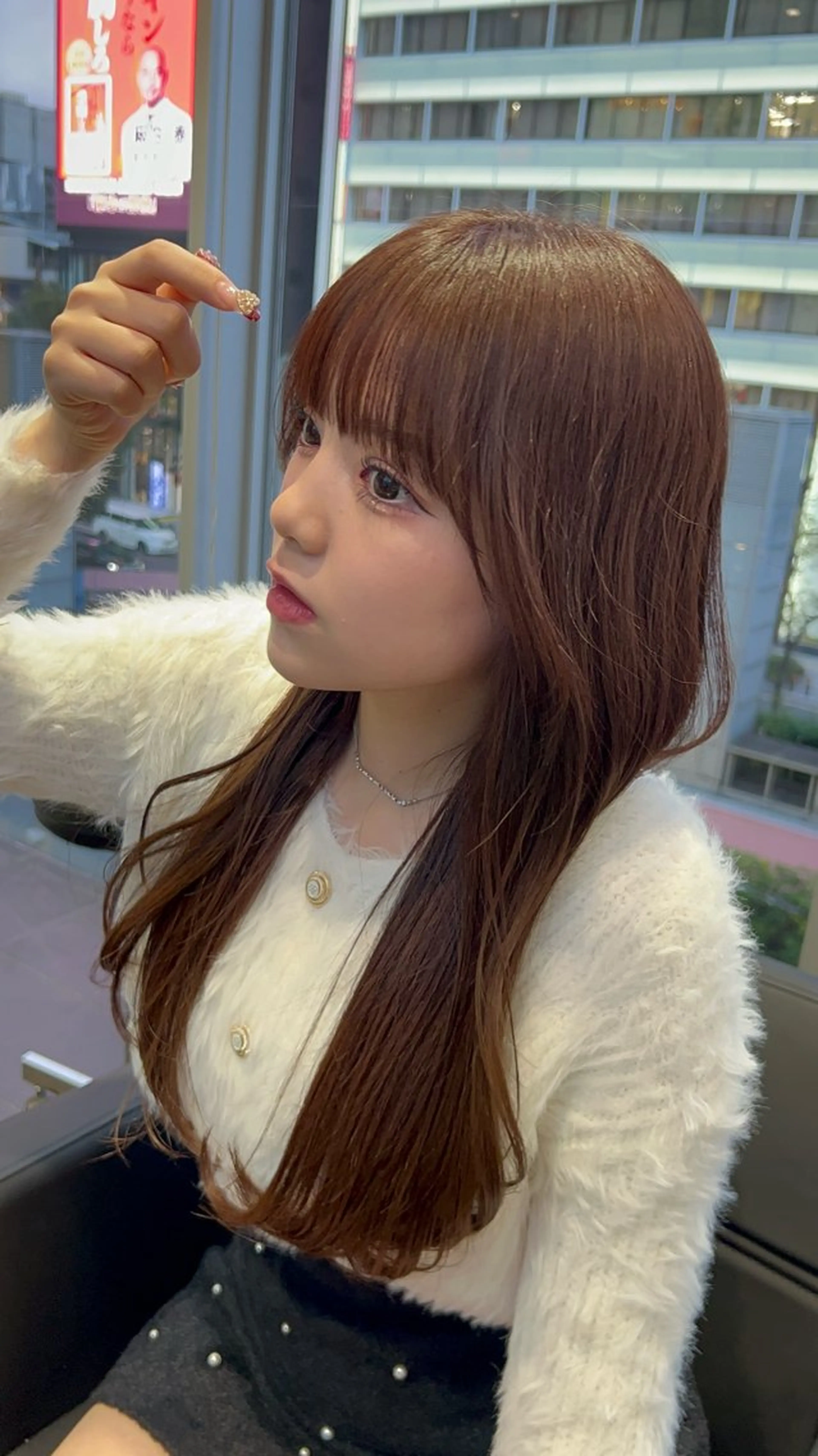 セミロング i.osaka所属・たつ/レイヤーカット 顔周り/髪質改善のヘアスタイル