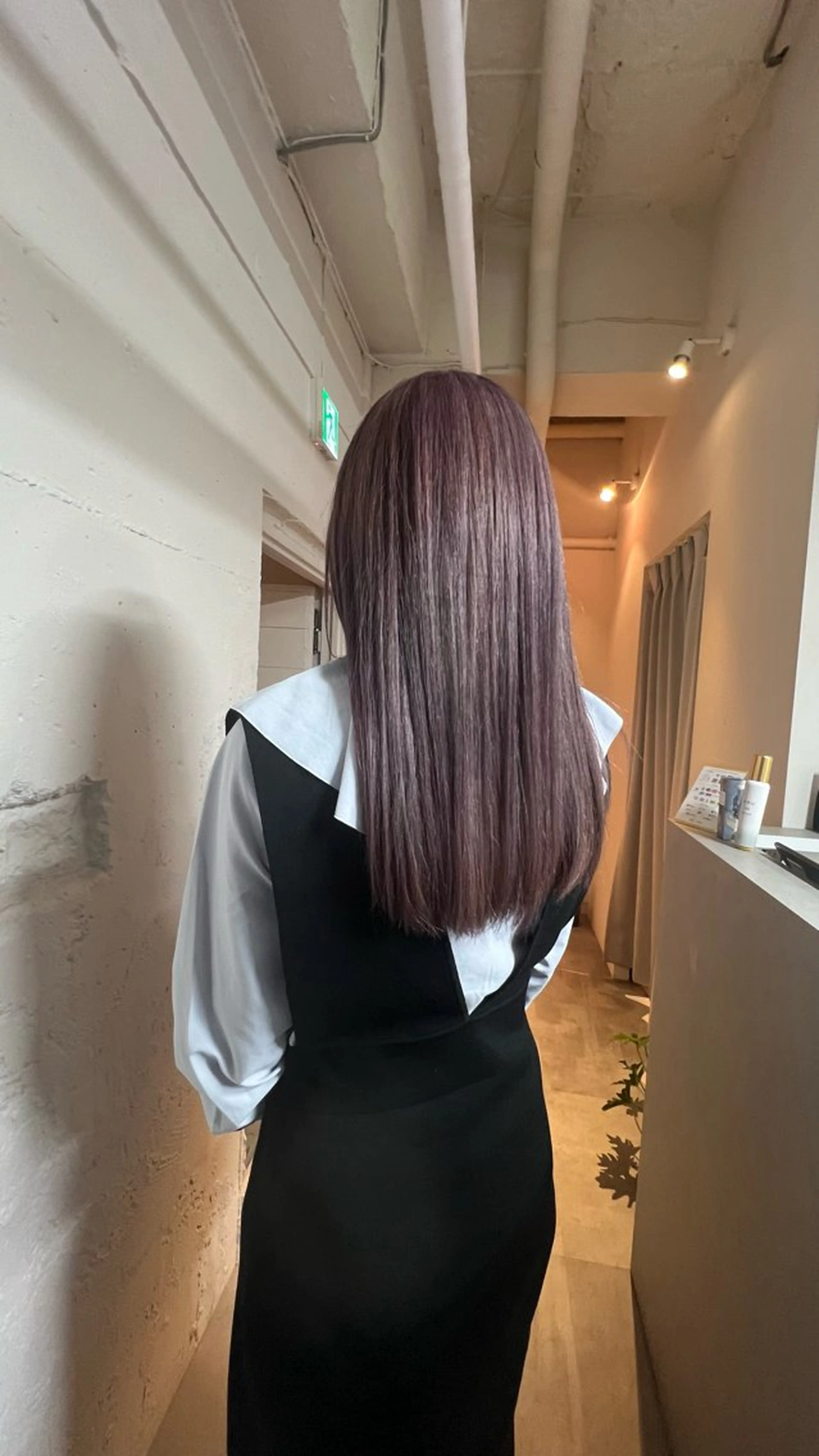 ロング カラー アッシュ ベージュカラー ピンクカラー ピンクアッシュ 🎀tokute ナオ🧸のヘアスタイル